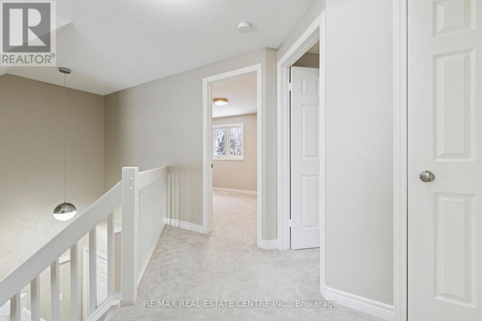 10 Periwinkle Way, Guelph, Ontario  N1L 1H8 - Photo 28 - X12609412