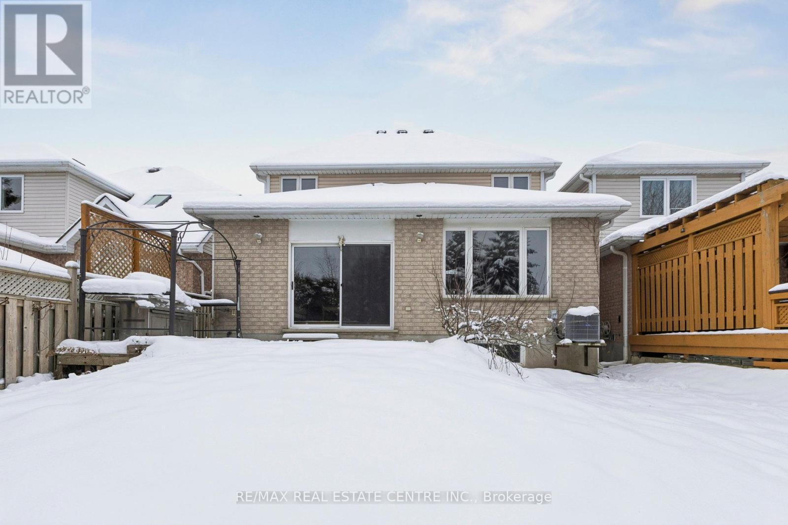 10 Periwinkle Way, Guelph, Ontario  N1L 1H8 - Photo 35 - X12609412