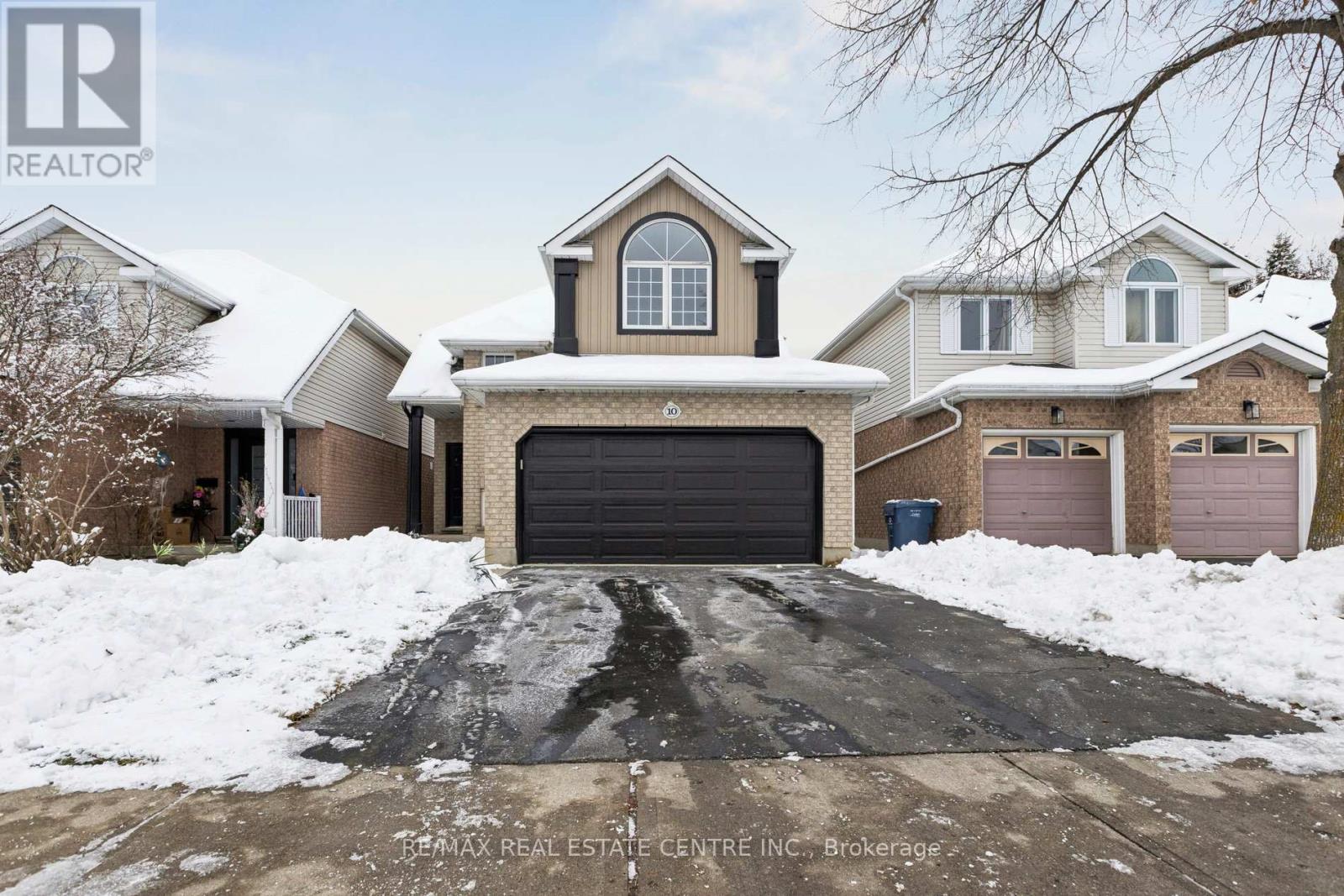 10 Periwinkle Way, Guelph, Ontario  N1L 1H8 - Photo 2 - X12609412