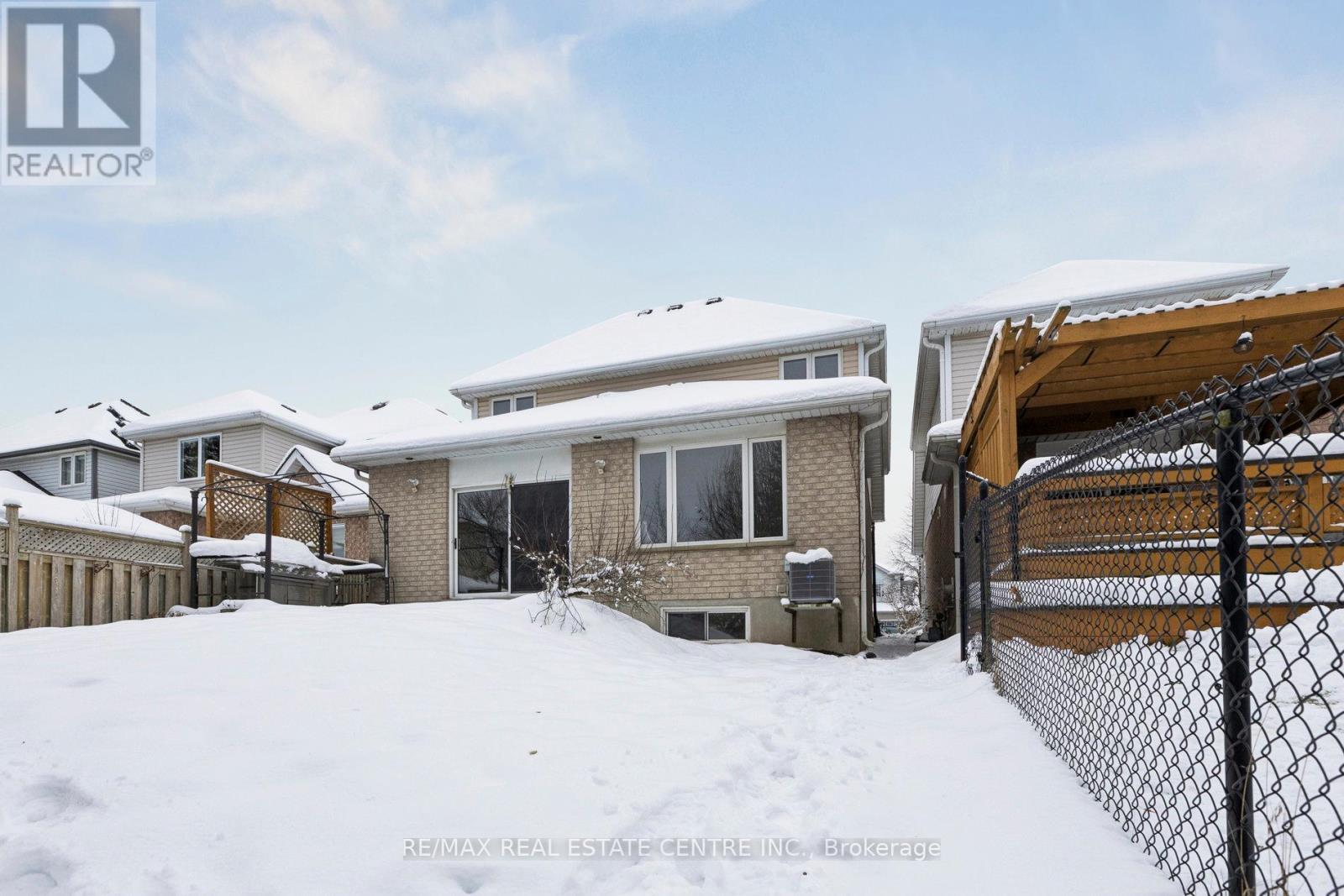 10 Periwinkle Way, Guelph, Ontario  N1L 1H8 - Photo 34 - X12609412