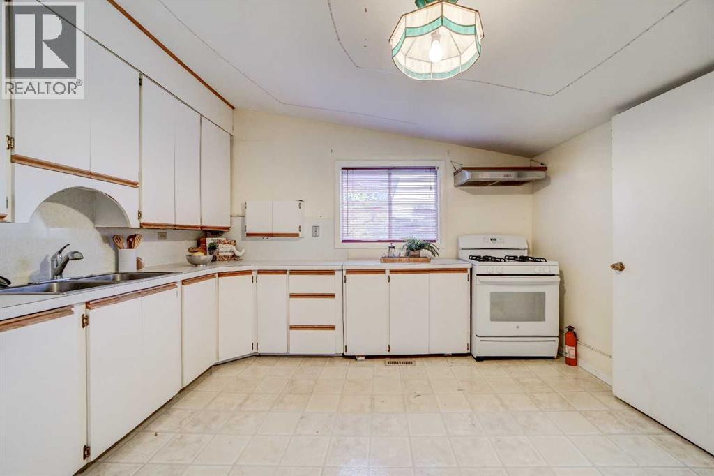 433 17 Street, Fort Macleod, Alberta  T0L 0Z0 - Photo 20 - A2267104