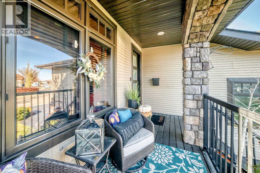 92 Allwright Close, Red Deer, Alberta T4R 3J8 - Photo 2 - A2266111