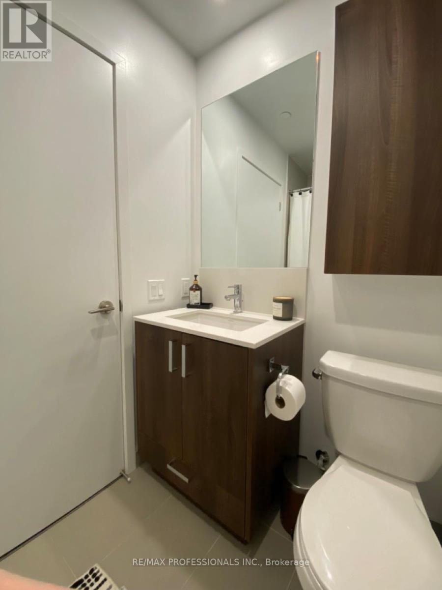 918 - 1787 St Clair Avenue W, Toronto (Weston-Pellam Park), Ontario  M6N 1J6 - Photo 15 - W12631832