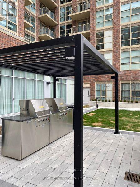 918 - 1787 St Clair Avenue W, Toronto (Weston-Pellam Park), Ontario  M6N 1J6 - Photo 16 - W12631832