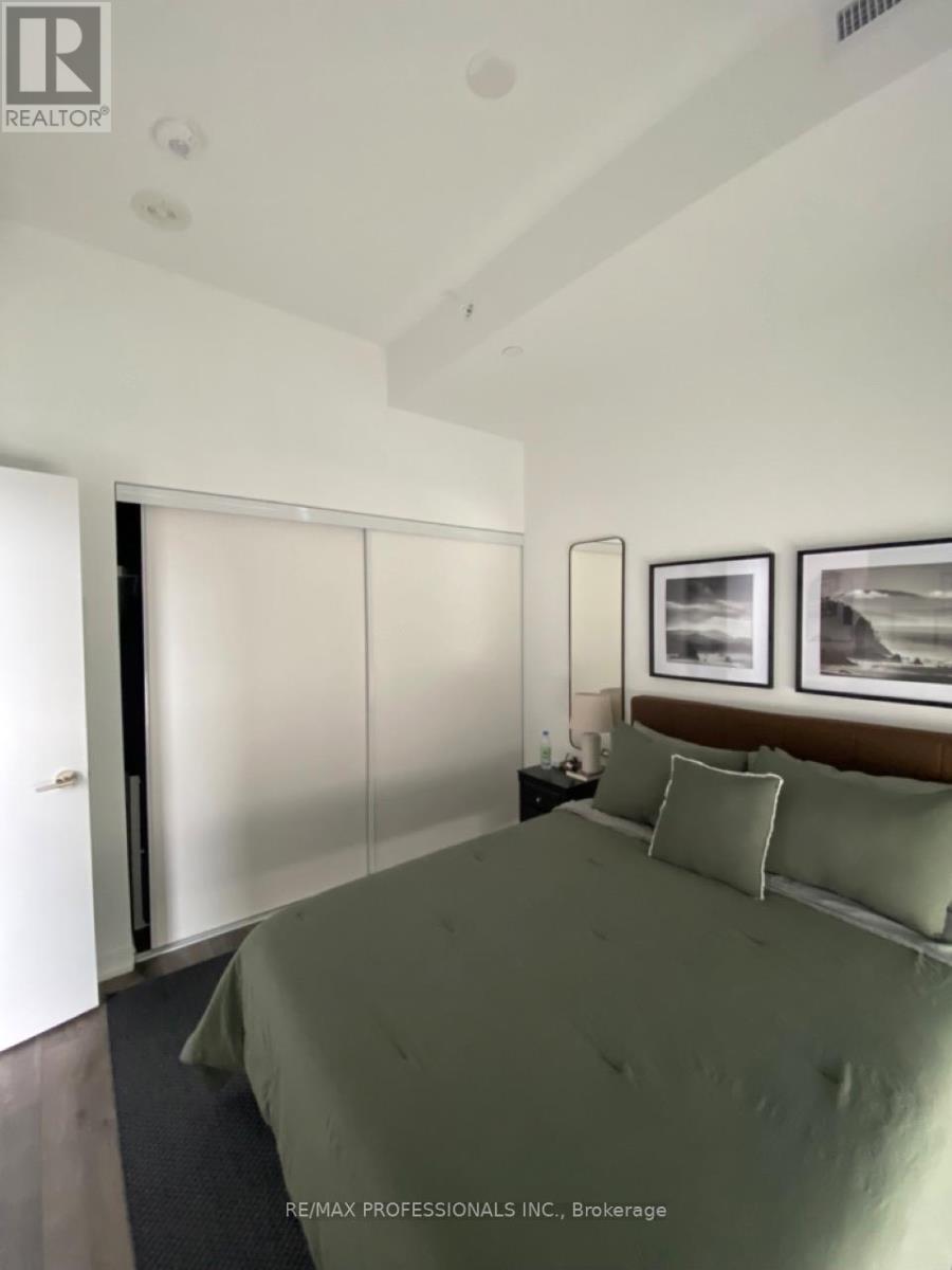 918 - 1787 St Clair Avenue W, Toronto (Weston-Pellam Park), Ontario  M6N 1J6 - Photo 7 - W12631832