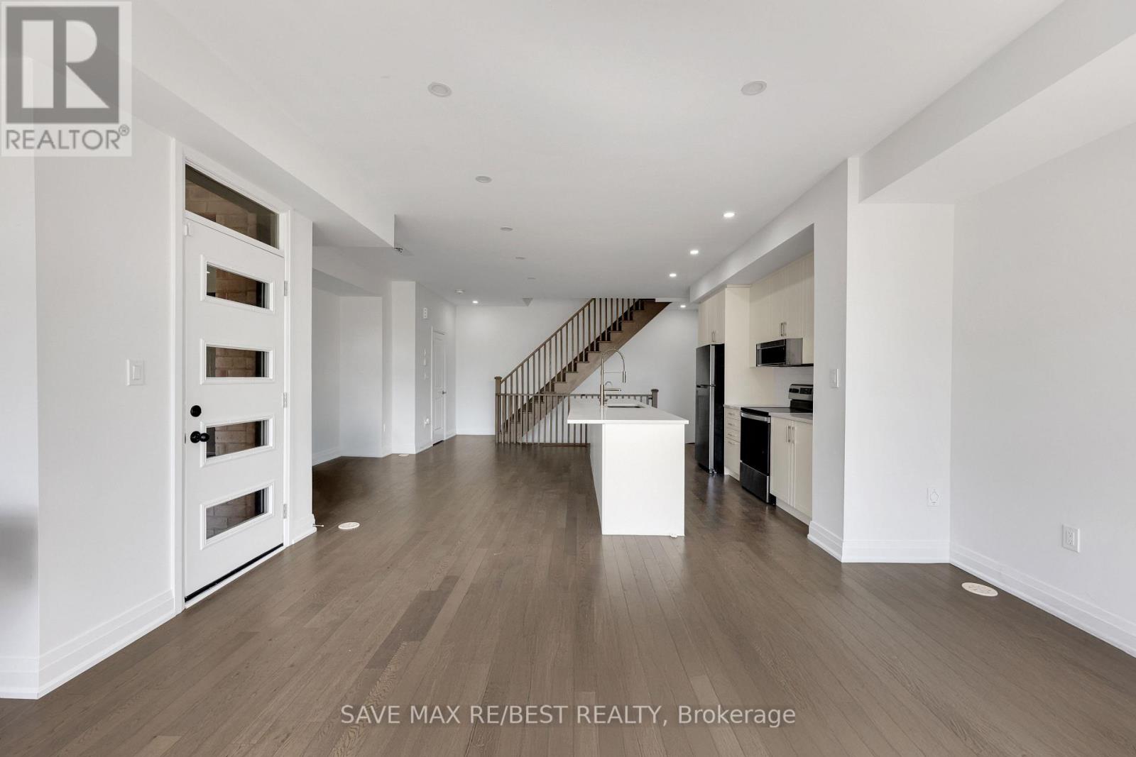 2536 Littlefield Crescent, Oakville (Ga Glen Abbey), Ontario  L6M 4G3 - Photo 12 - W12631856