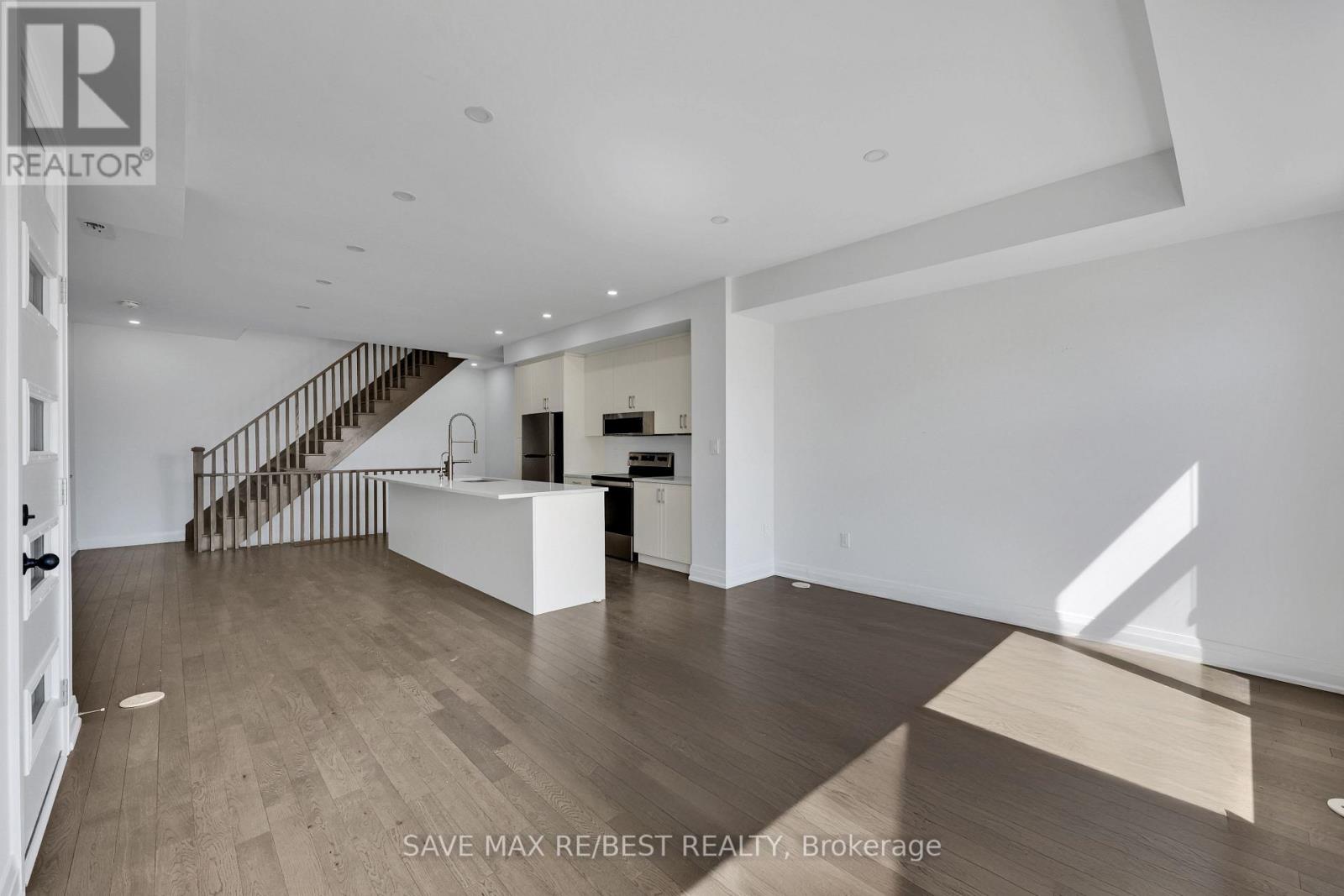 2536 Littlefield Crescent, Oakville (Ga Glen Abbey), Ontario  L6M 4G3 - Photo 14 - W12631856