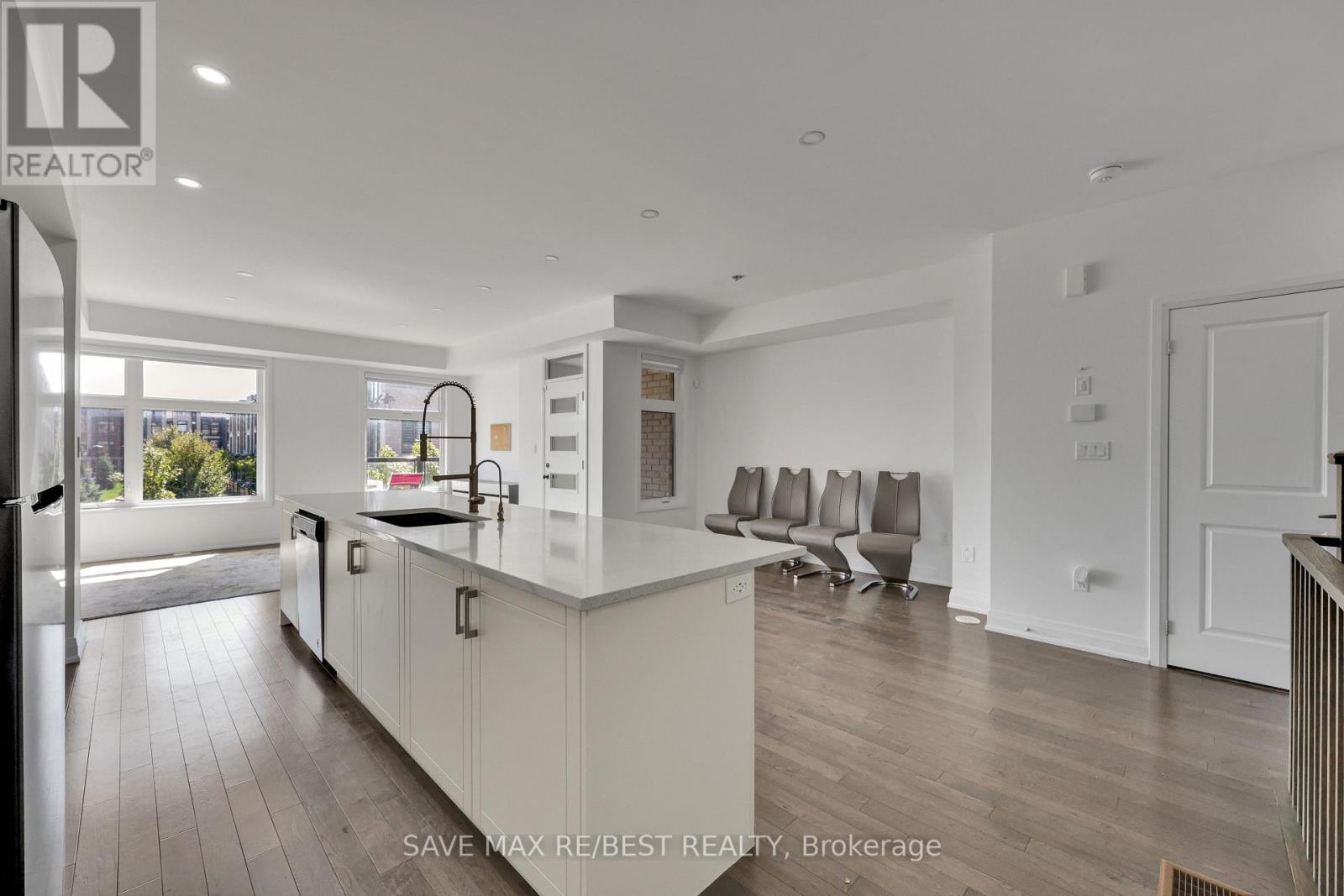 2536 Littlefield Crescent, Oakville (Ga Glen Abbey), Ontario  L6M 4G3 - Photo 19 - W12631856