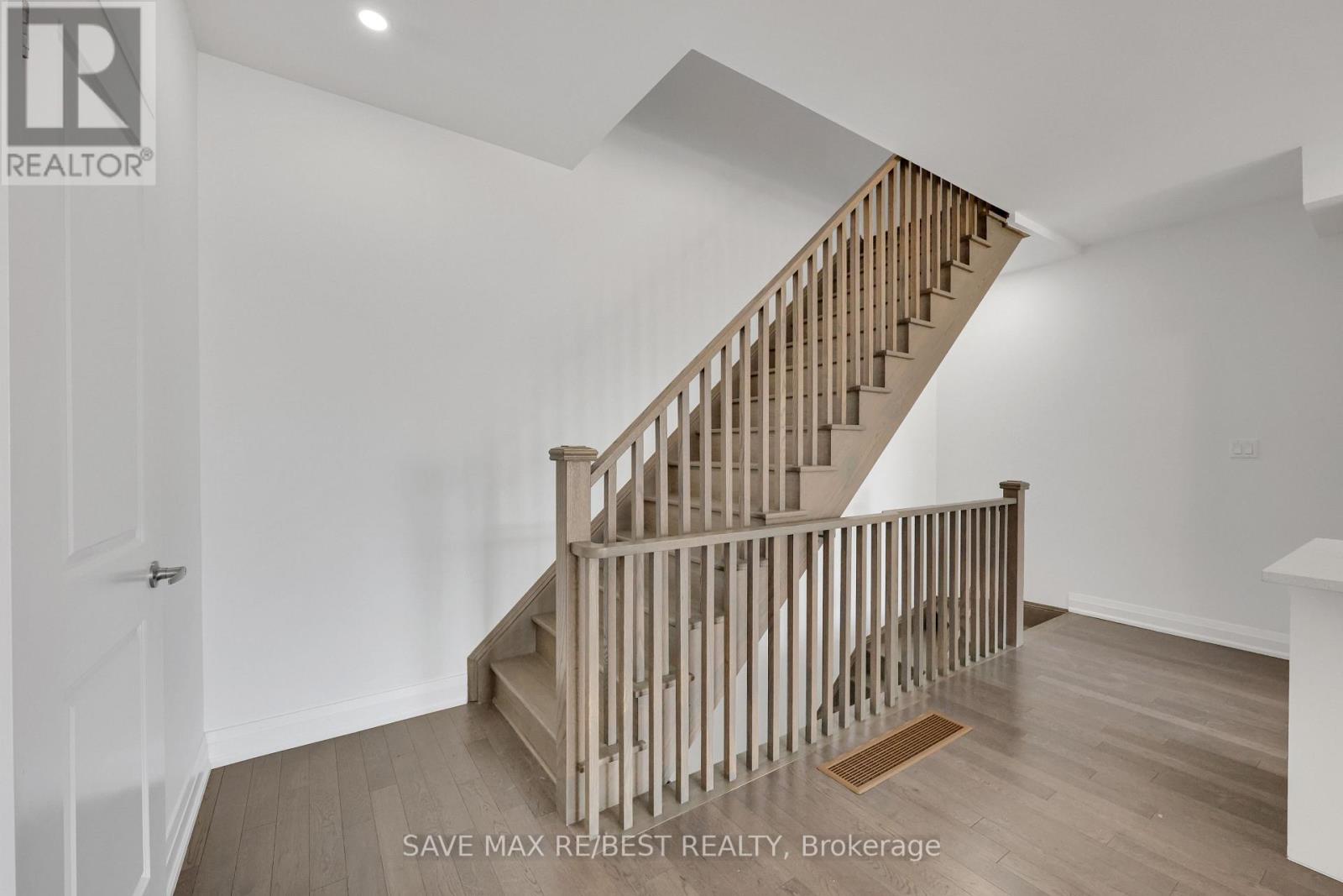 2536 Littlefield Crescent, Oakville (Ga Glen Abbey), Ontario  L6M 4G3 - Photo 35 - W12631856