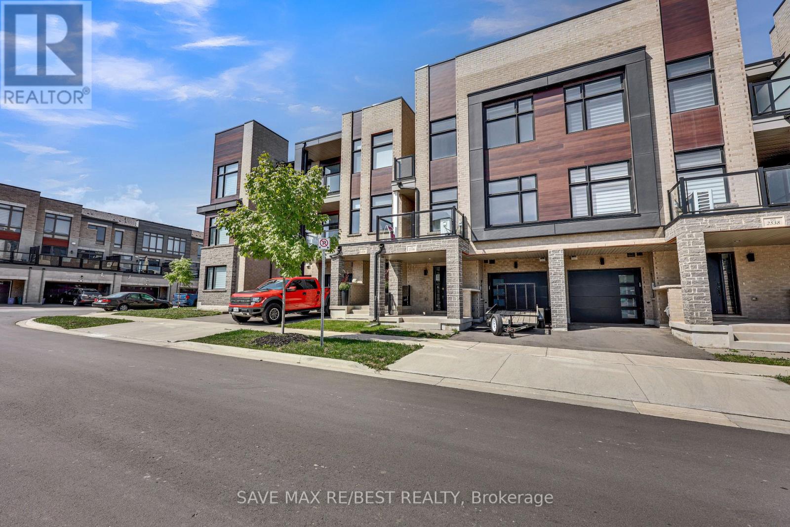 2536 Littlefield Crescent, Oakville (Ga Glen Abbey), Ontario  L6M 4G3 - Photo 4 - W12631856