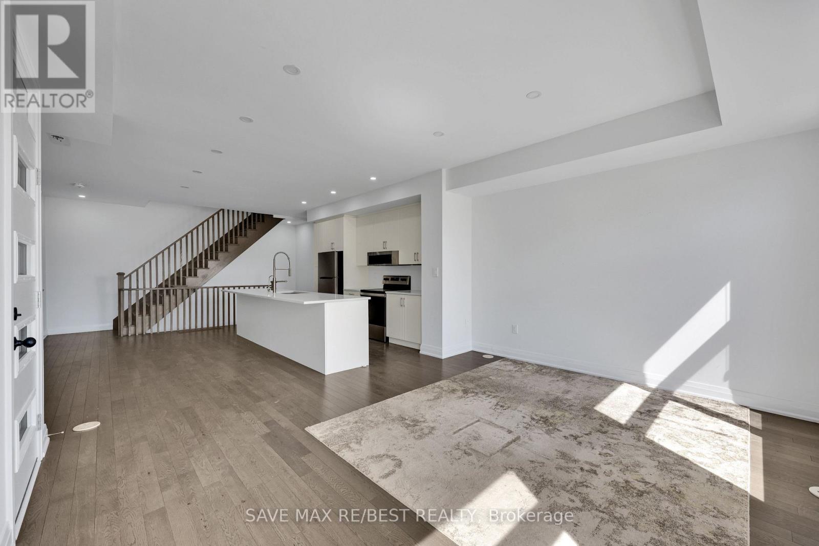 2536 Littlefield Crescent, Oakville (Ga Glen Abbey), Ontario  L6M 4G3 - Photo 8 - W12631856