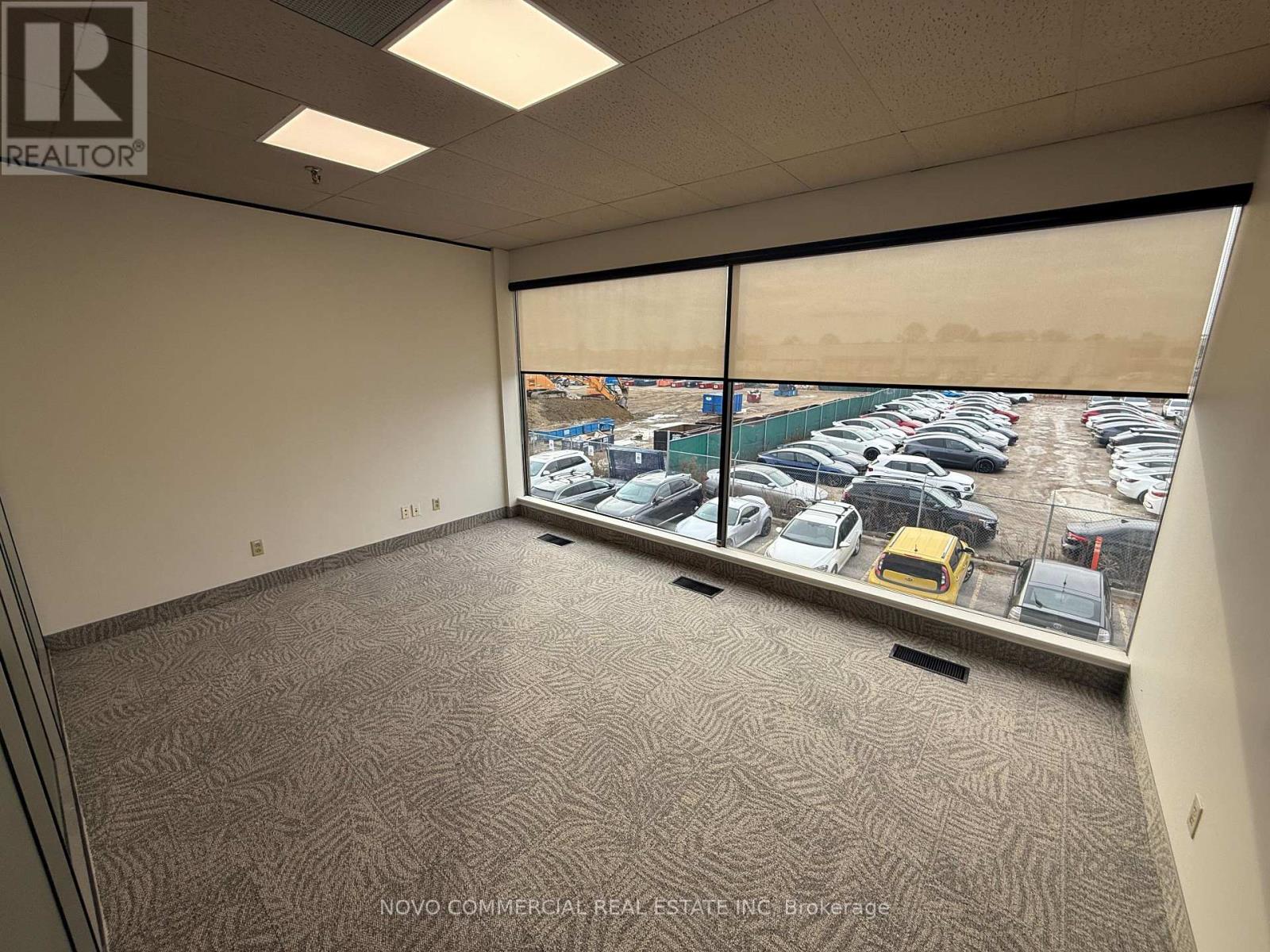 210 - 43 Goldthorne Avenue, Toronto, Ontario M8Z 5S7 - Photo 7 - W12631858