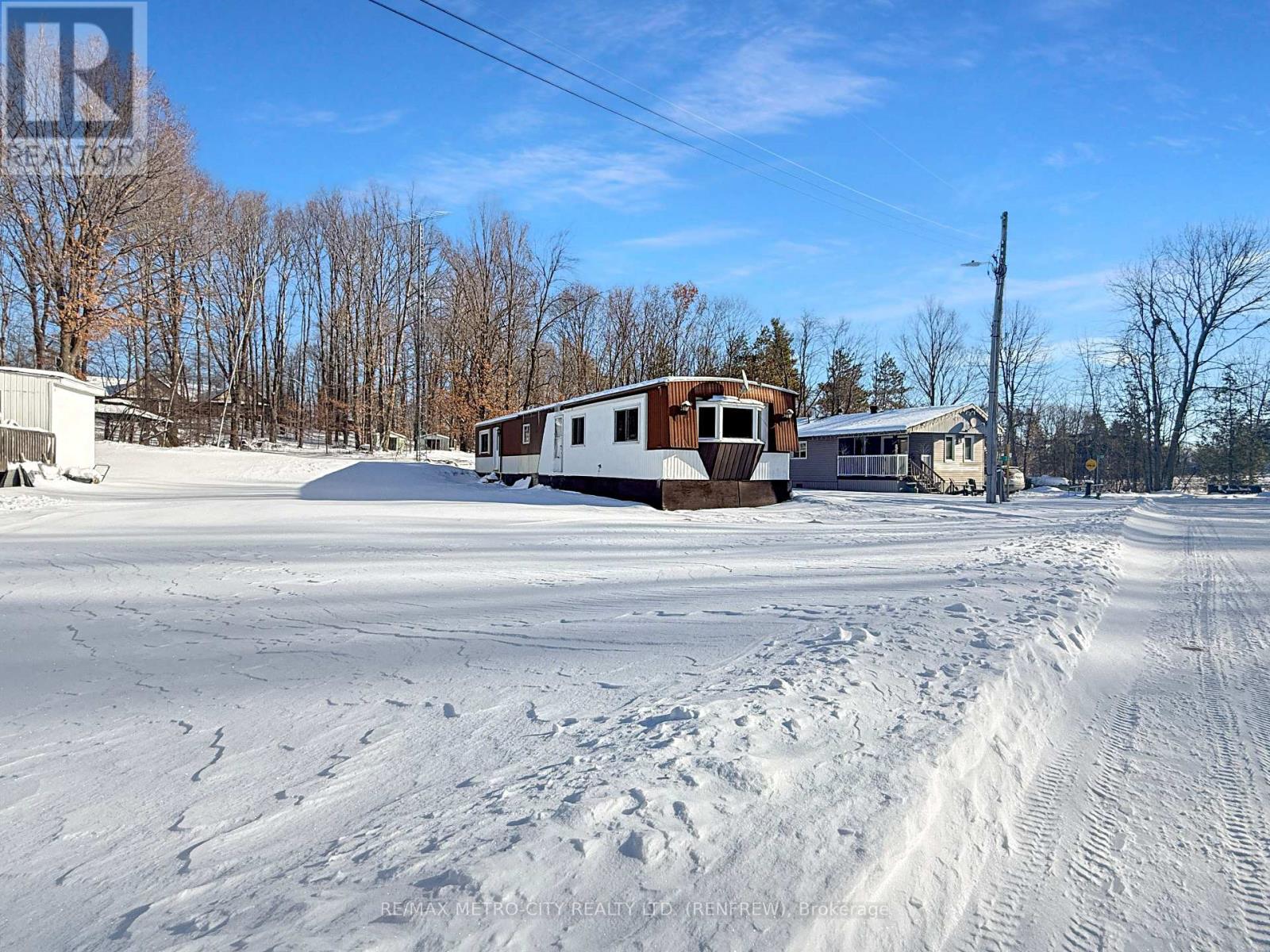 33 JULIE LANE, horton, Ontario