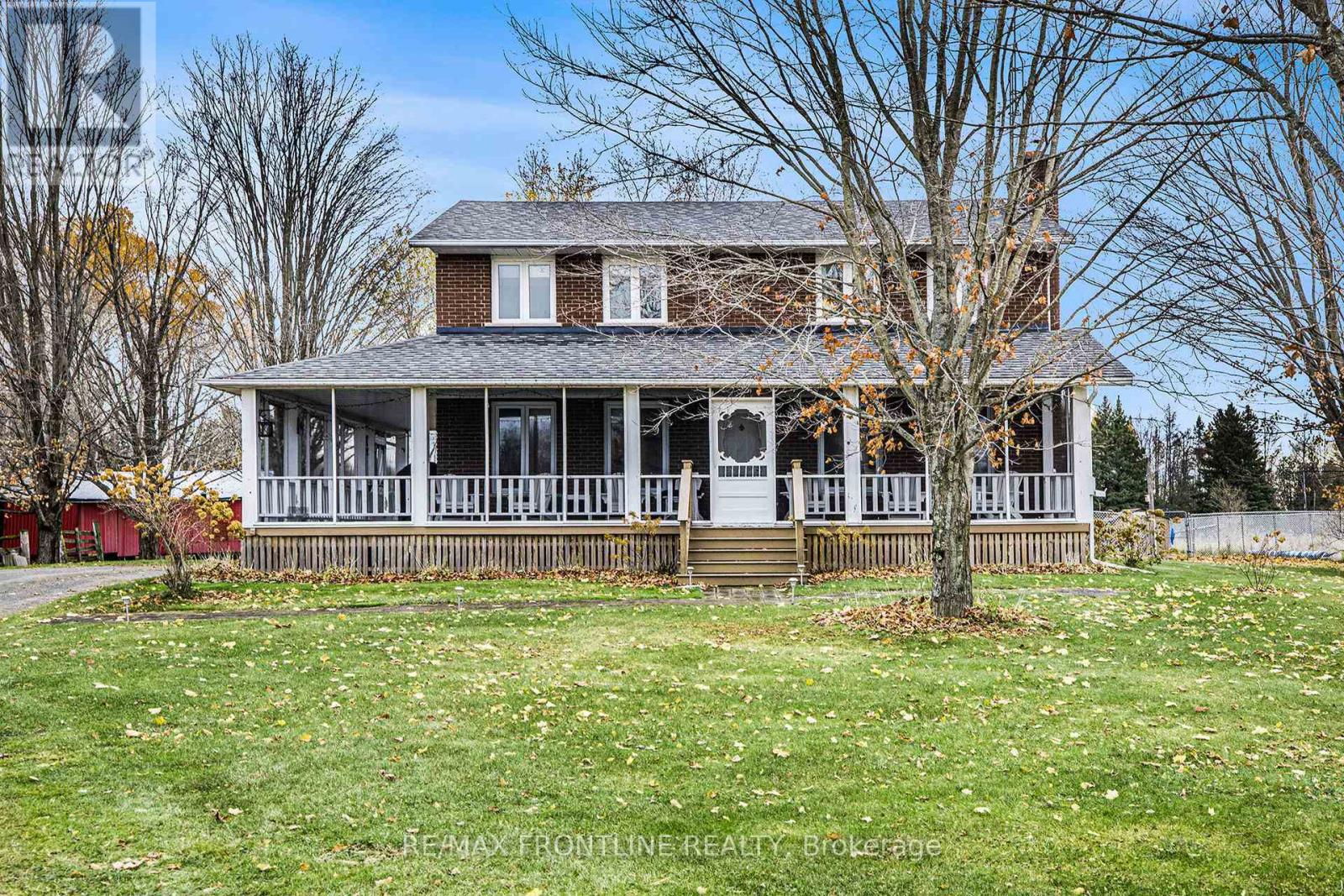 299 Mcguire Road, Montague, Ontario  K7A 4S4 - Photo 3 - X12526052