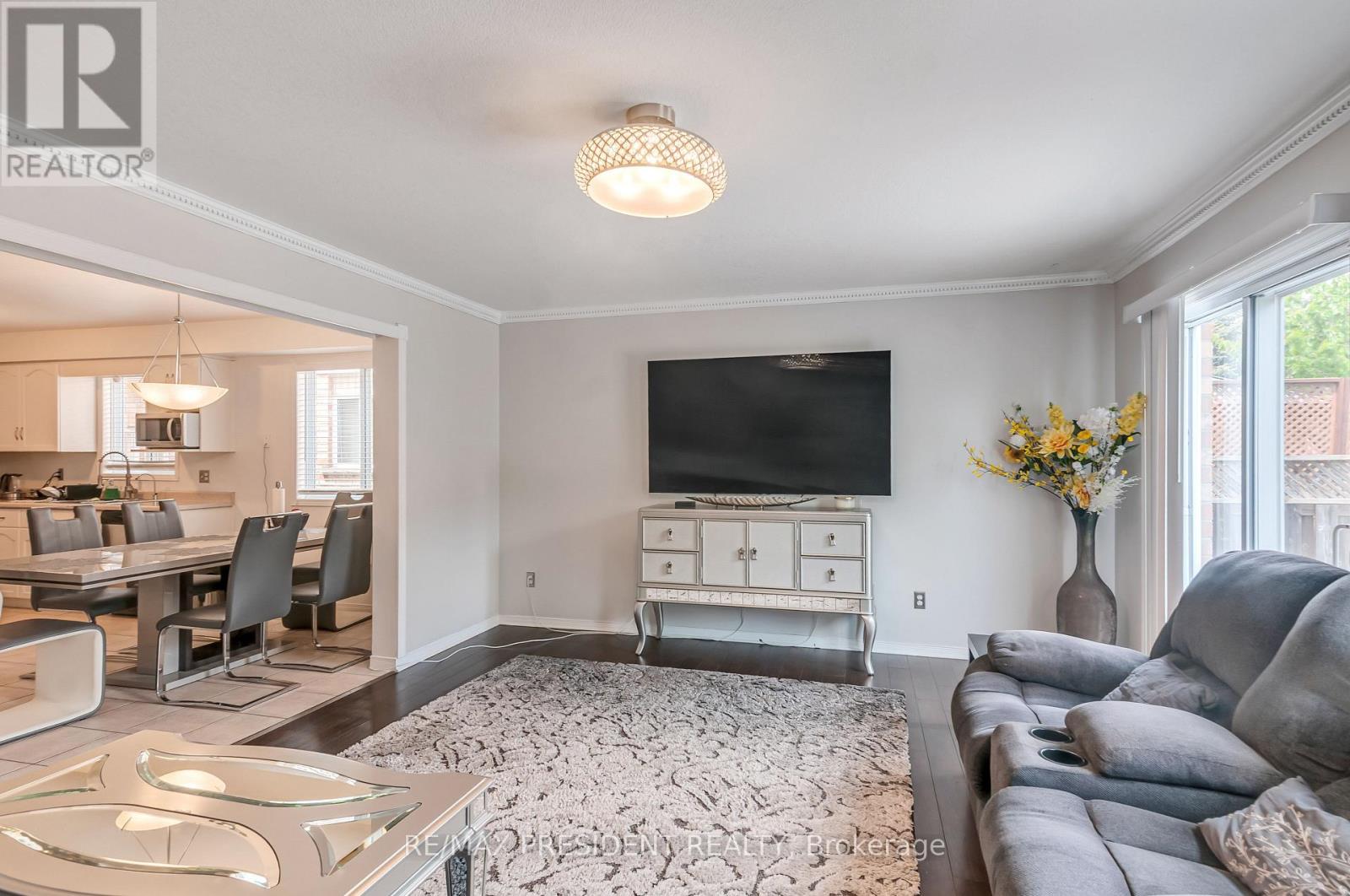 31 Chester Drive N, Cambridge, Ontario  N1T 2C4 - Photo 16 - X12435732