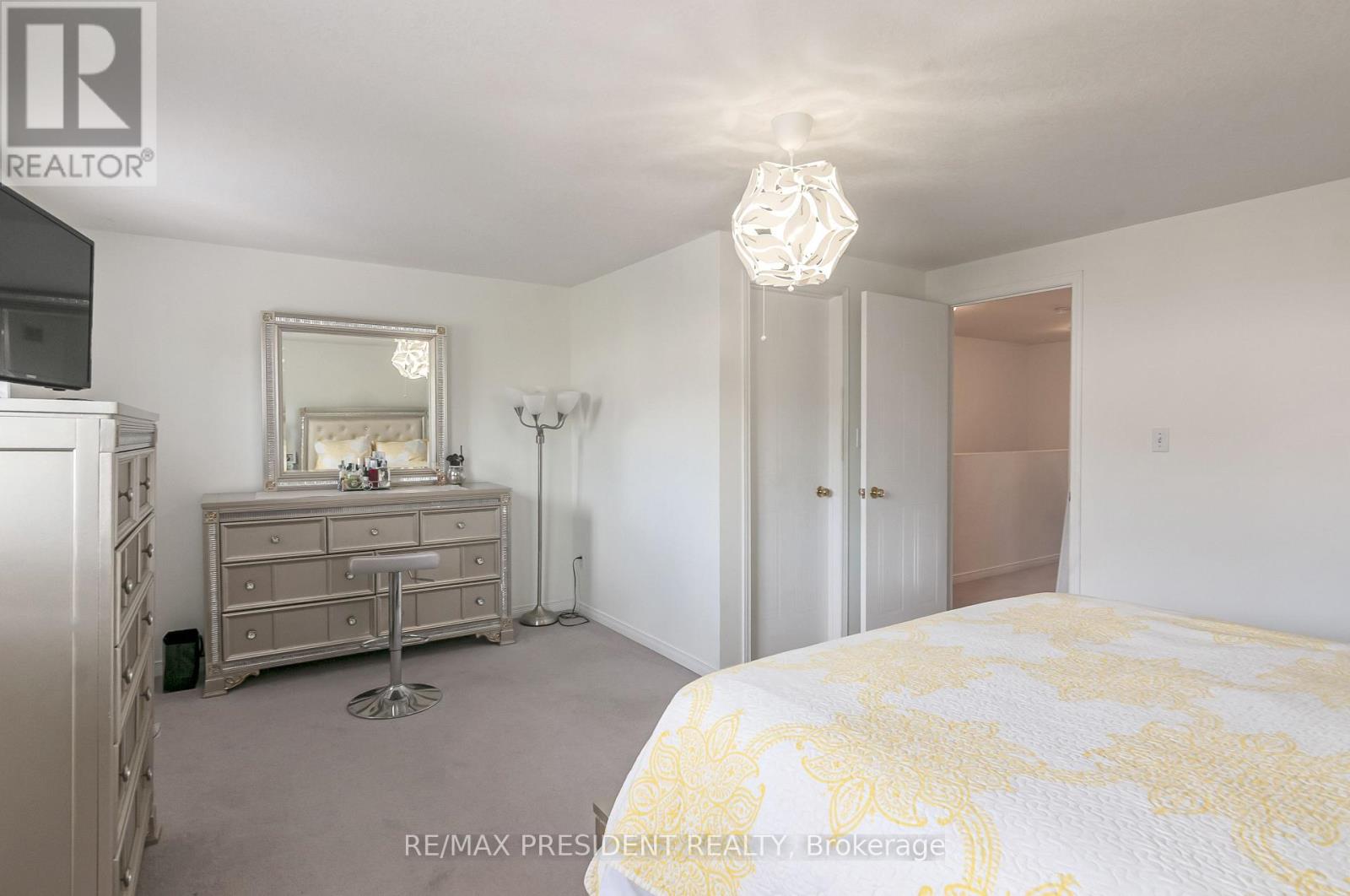 31 Chester Drive N, Cambridge, Ontario  N1T 2C4 - Photo 31 - X12435732