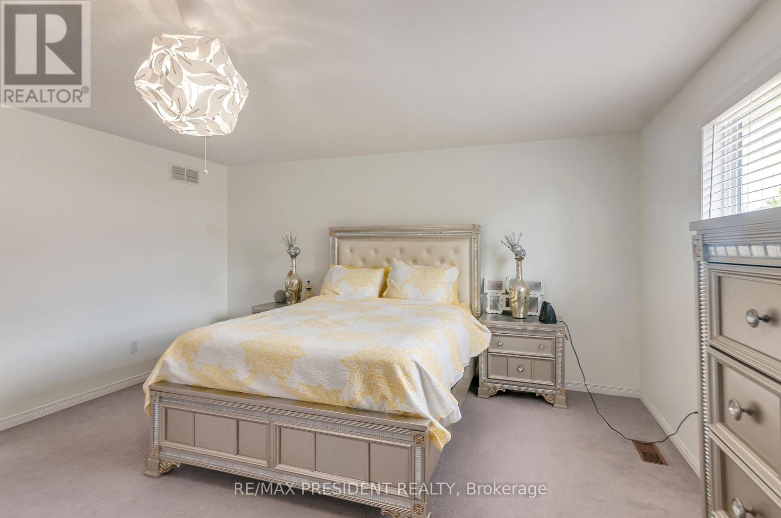 31 Chester Drive N, Cambridge, Ontario  N1T 2C4 - Photo 30 - X12435732