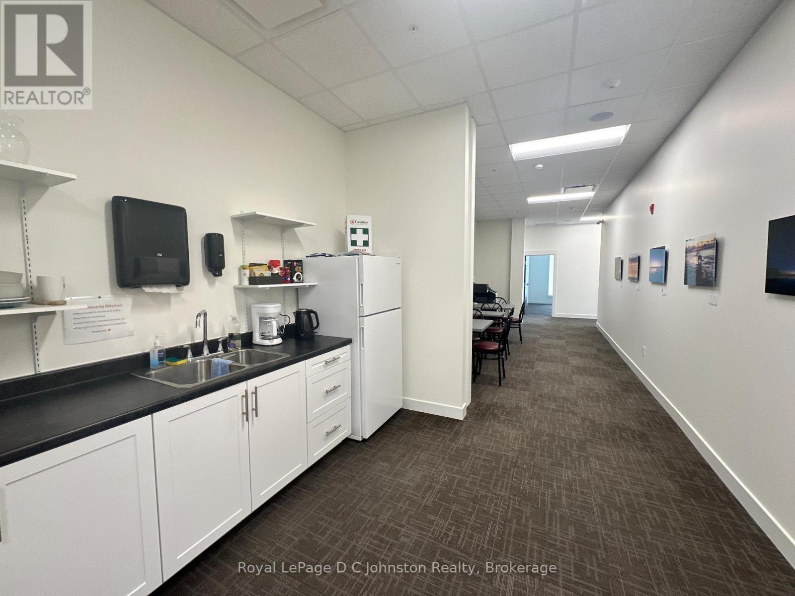 118 - 1020 Goderich Street, Saugeen Shores, Ontario  N0H 2C3 - Photo 6 - X12631900