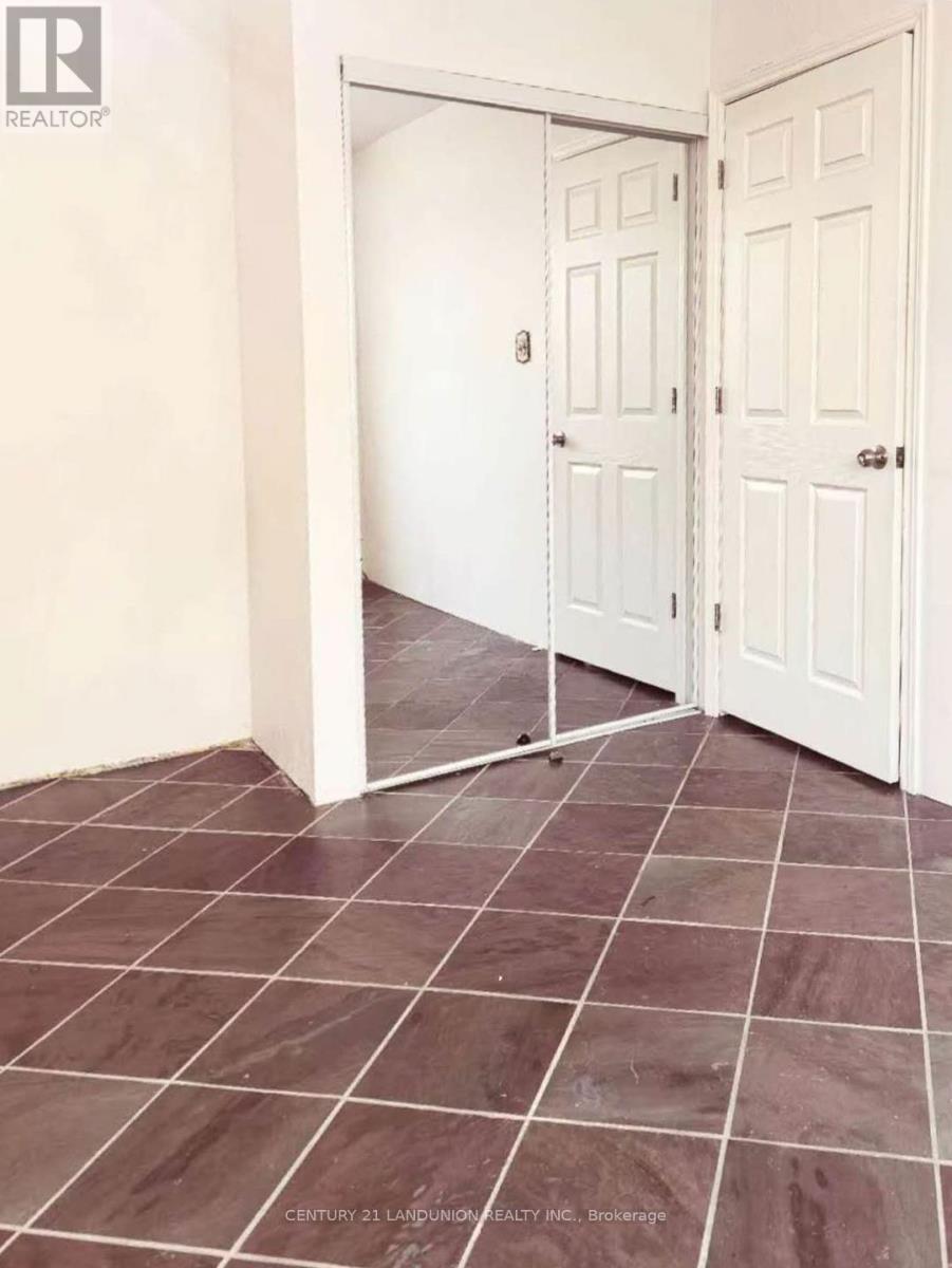 3rd Floor - 511 Mount Pleasant Road, Toronto (Mount Pleasant East), Ontario  M4S 2M4 - Photo 6 - C12631860