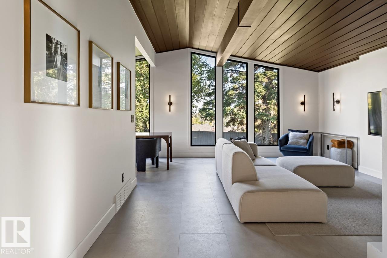 10804 65 St Nw, Edmonton, Alberta  T6A 2P5 - Photo 3 - E4459524