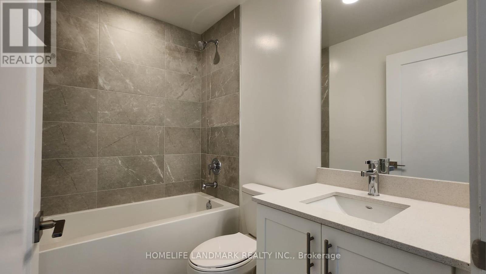 1106 - 715 Davis Drive, Newmarket (Huron Heights-Leslie Valley), Ontario  L3Y 0J2 - Photo 11 - N12631888