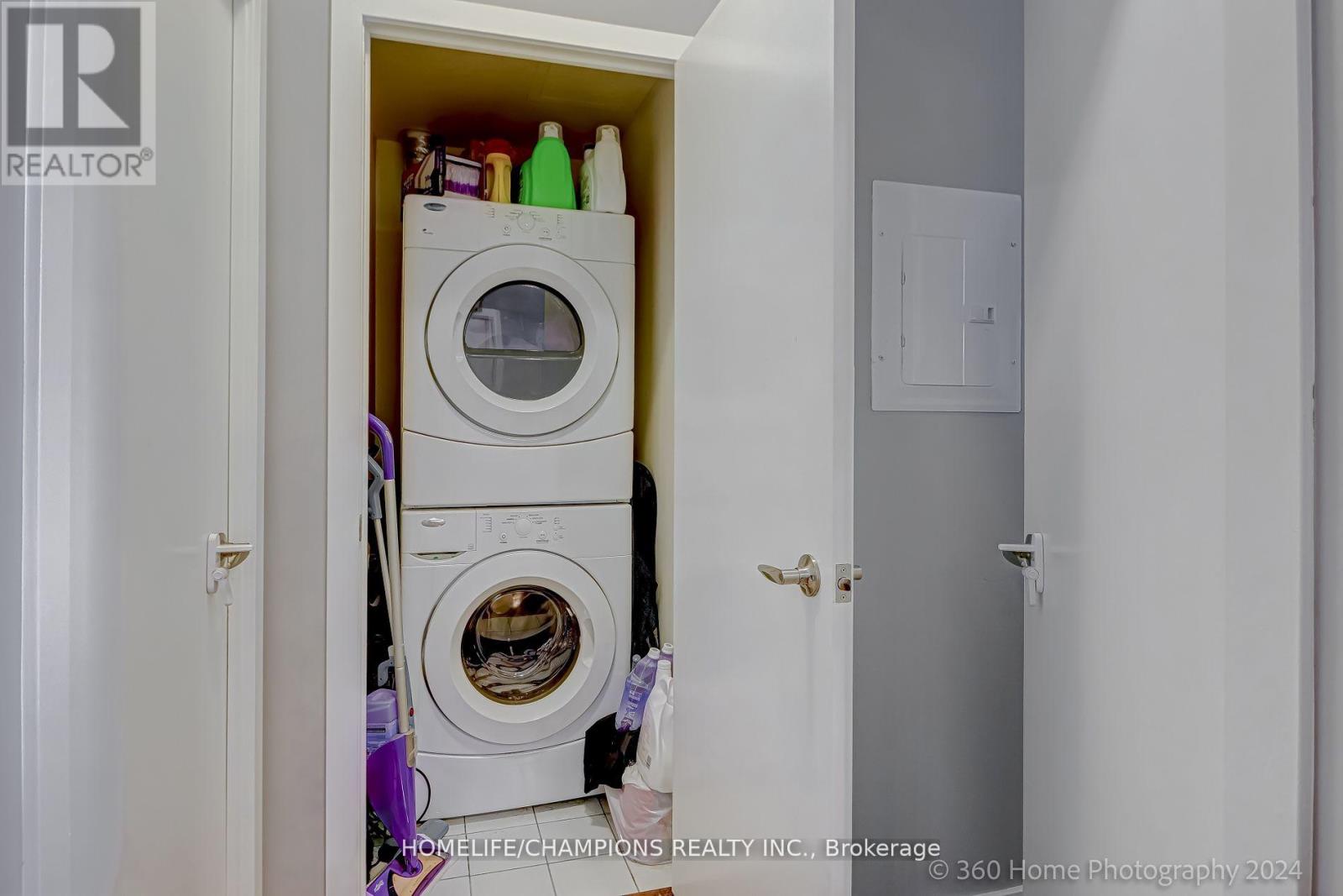 709 - 4070 Confederation Parkway, Mississauga (City Centre), Ontario  L5B 0E9 - Photo 25 - W12631862