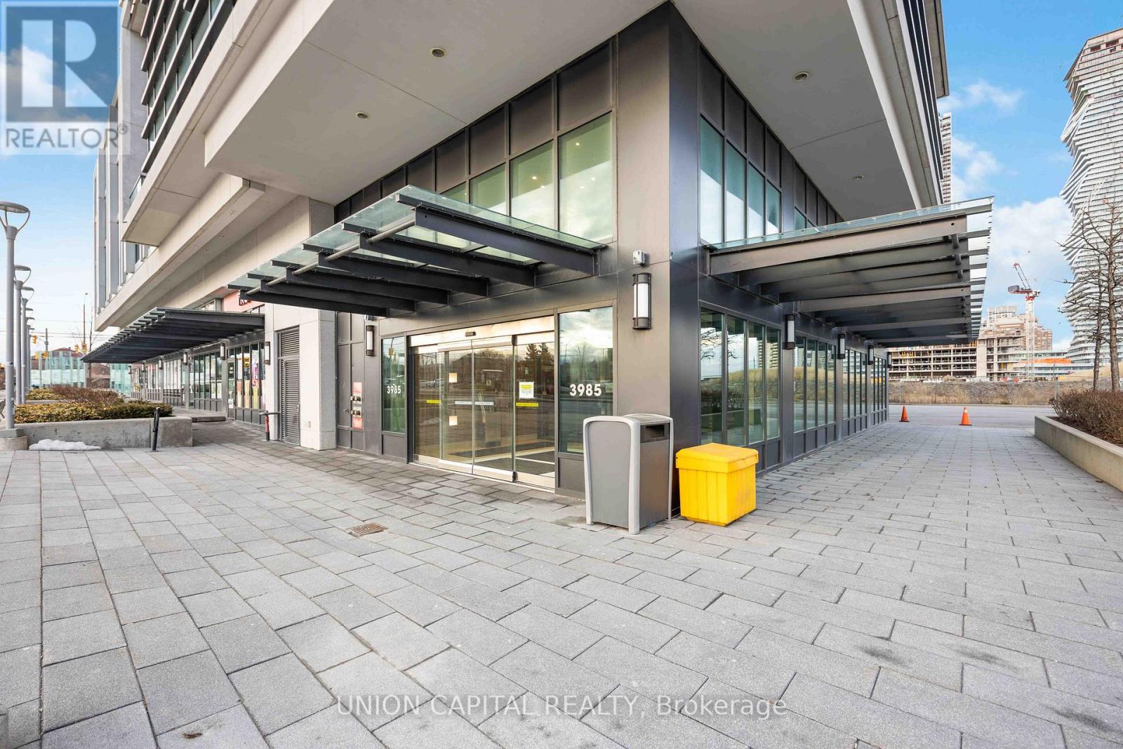 207 - 3985 Grand Park Drive, Mississauga, Ontario  L5B 0H8 - Photo 2 - W12631864