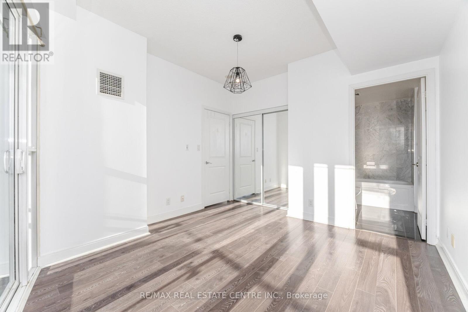 4006 - 50 Absolute Avenue, Mississauga, Ontario  L4Z 0A8 - Photo 30 - W12631872