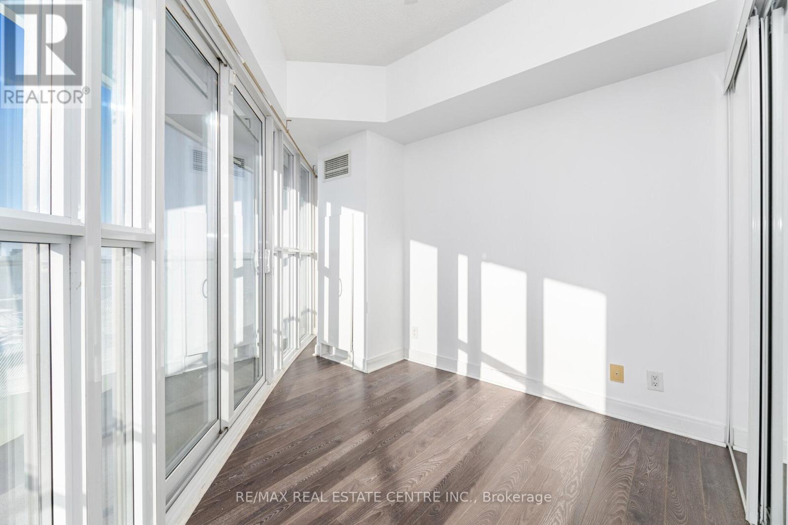 4006 - 50 Absolute Avenue, Mississauga, Ontario  L4Z 0A8 - Photo 32 - W12631872