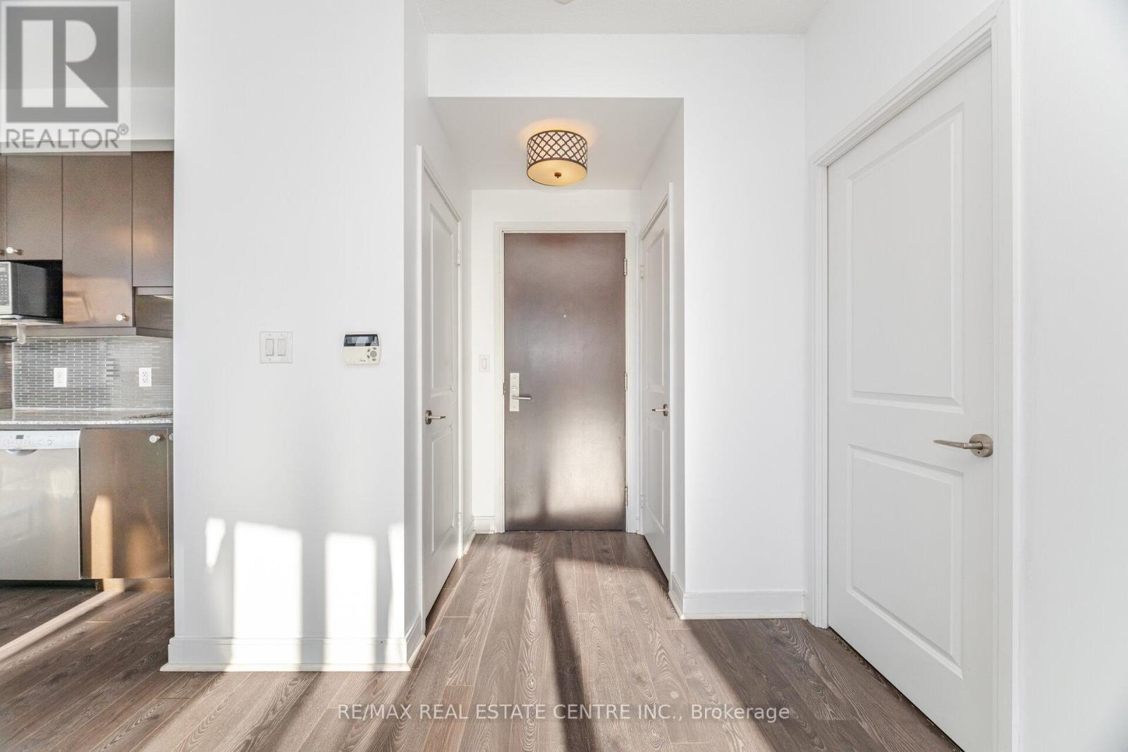 4006 - 50 Absolute Avenue, Mississauga, Ontario  L4Z 0A8 - Photo 7 - W12631872