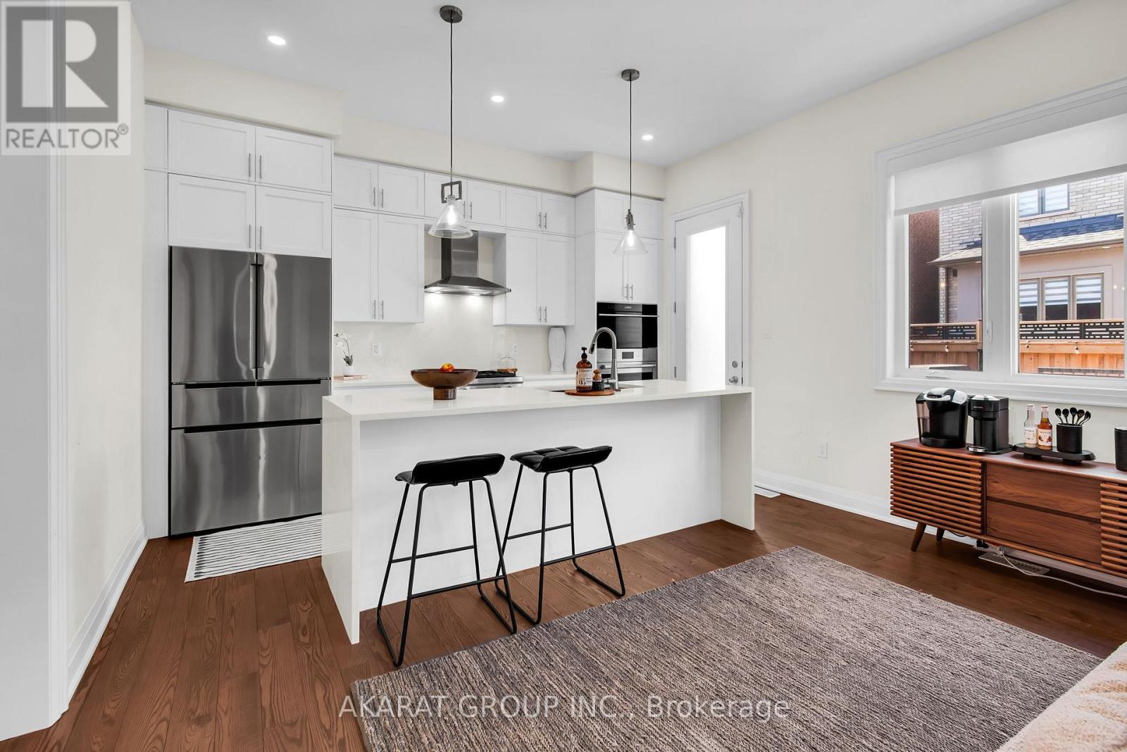 1292 Minnow Street, Oakville, Ontario  L6M 5L6 - Photo 10 - W12631874