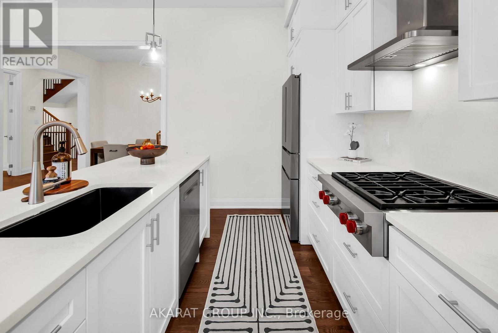 1292 Minnow Street, Oakville, Ontario  L6M 5L6 - Photo 12 - W12631874