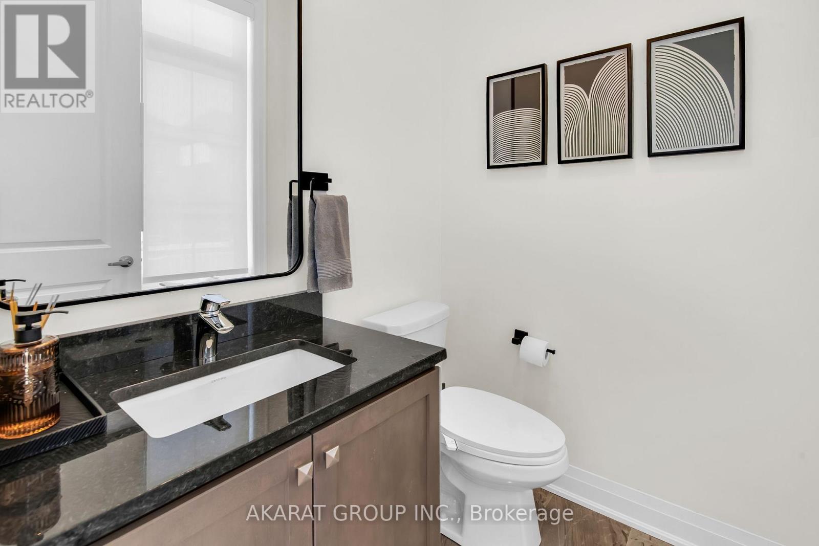 1292 Minnow Street, Oakville, Ontario  L6M 5L6 - Photo 16 - W12631874