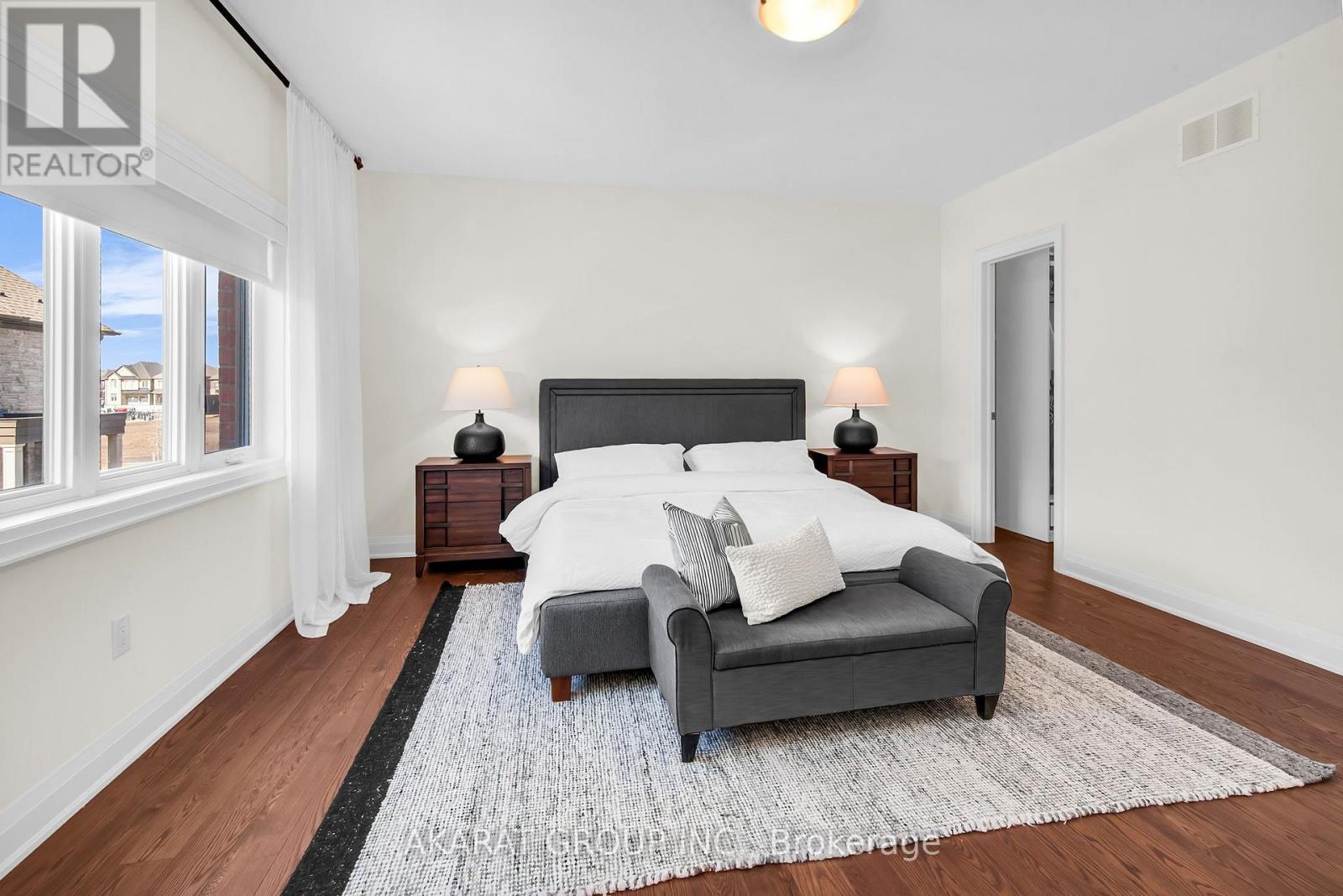 1292 Minnow Street, Oakville, Ontario  L6M 5L6 - Photo 19 - W12631874