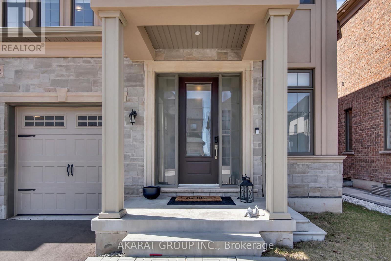 1292 Minnow Street, Oakville, Ontario  L6M 5L6 - Photo 2 - W12631874