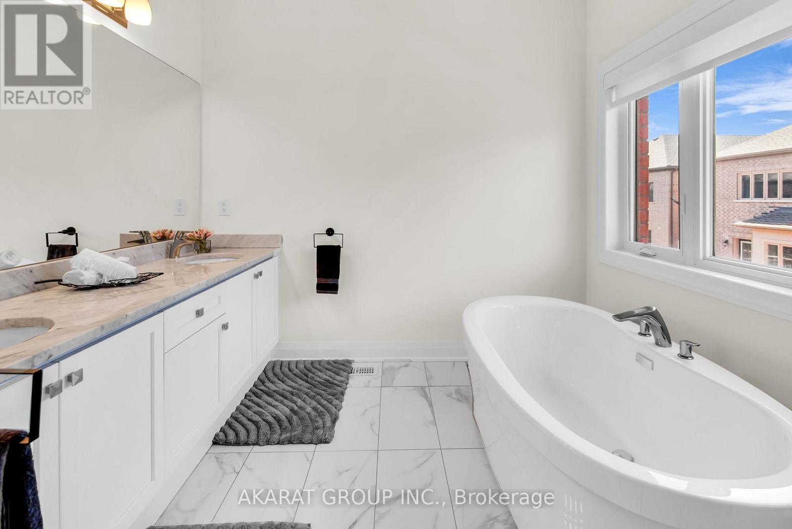 1292 Minnow Street, Oakville, Ontario  L6M 5L6 - Photo 23 - W12631874