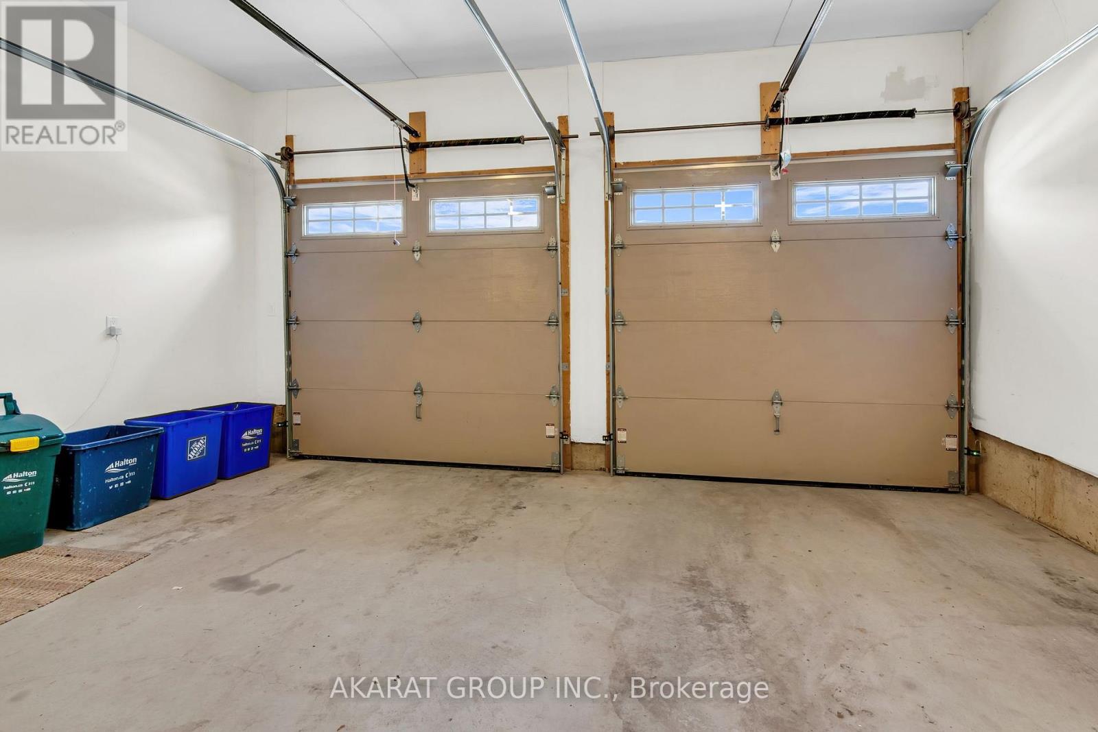 1292 Minnow Street, Oakville, Ontario  L6M 5L6 - Photo 47 - W12631874