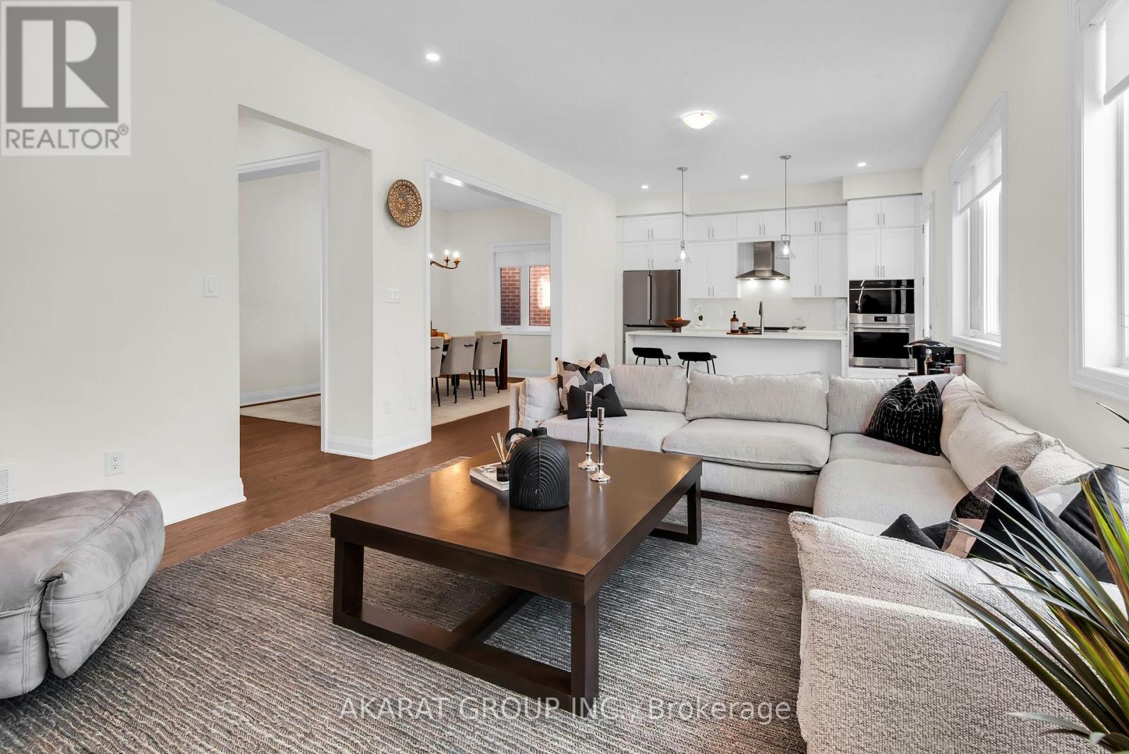 1292 Minnow Street, Oakville, Ontario  L6M 5L6 - Photo 9 - W12631874