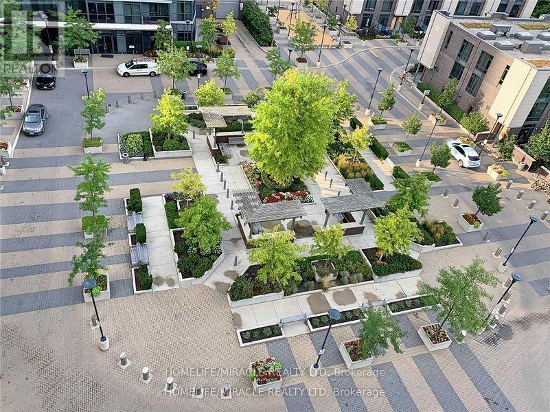 809 - 9 Valhalla Inn Road, Toronto, Ontario  M9B 0B2 - Photo 10 - W12631884