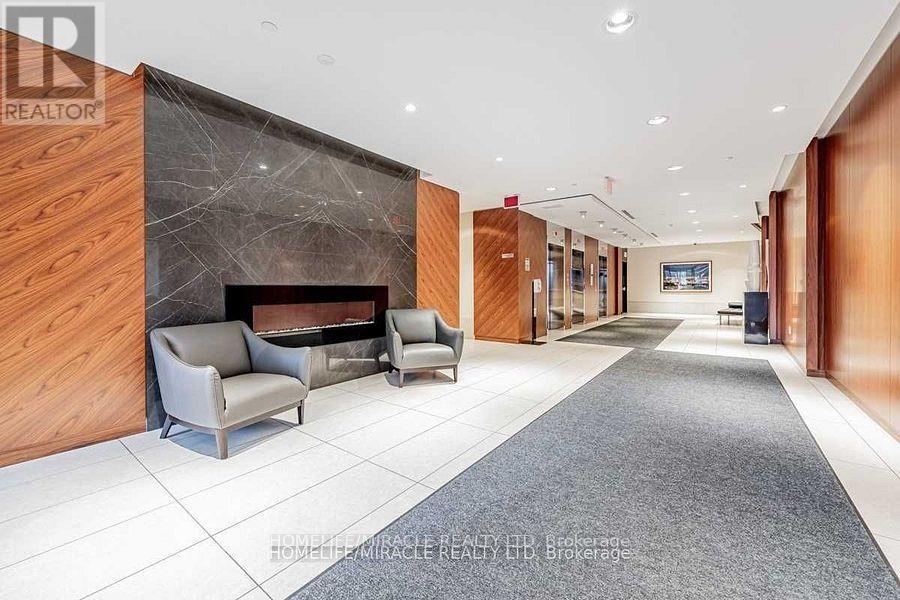 809 - 9 Valhalla Inn Road, Toronto, Ontario  M9B 0B2 - Photo 2 - W12631884