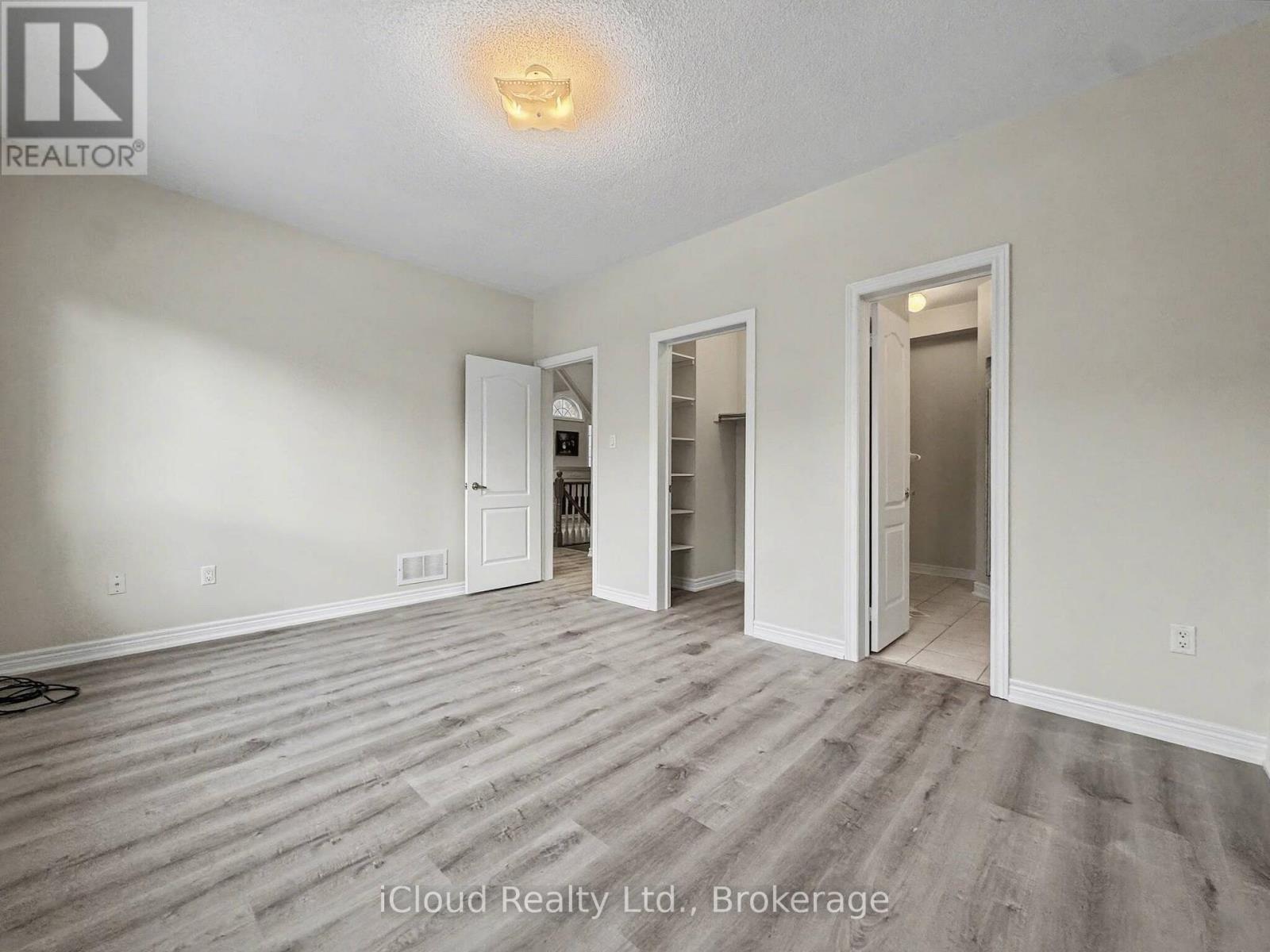 3849 Tacc Drive, Mississauga, Ontario  L5M 6N6 - Photo 13 - W12631890