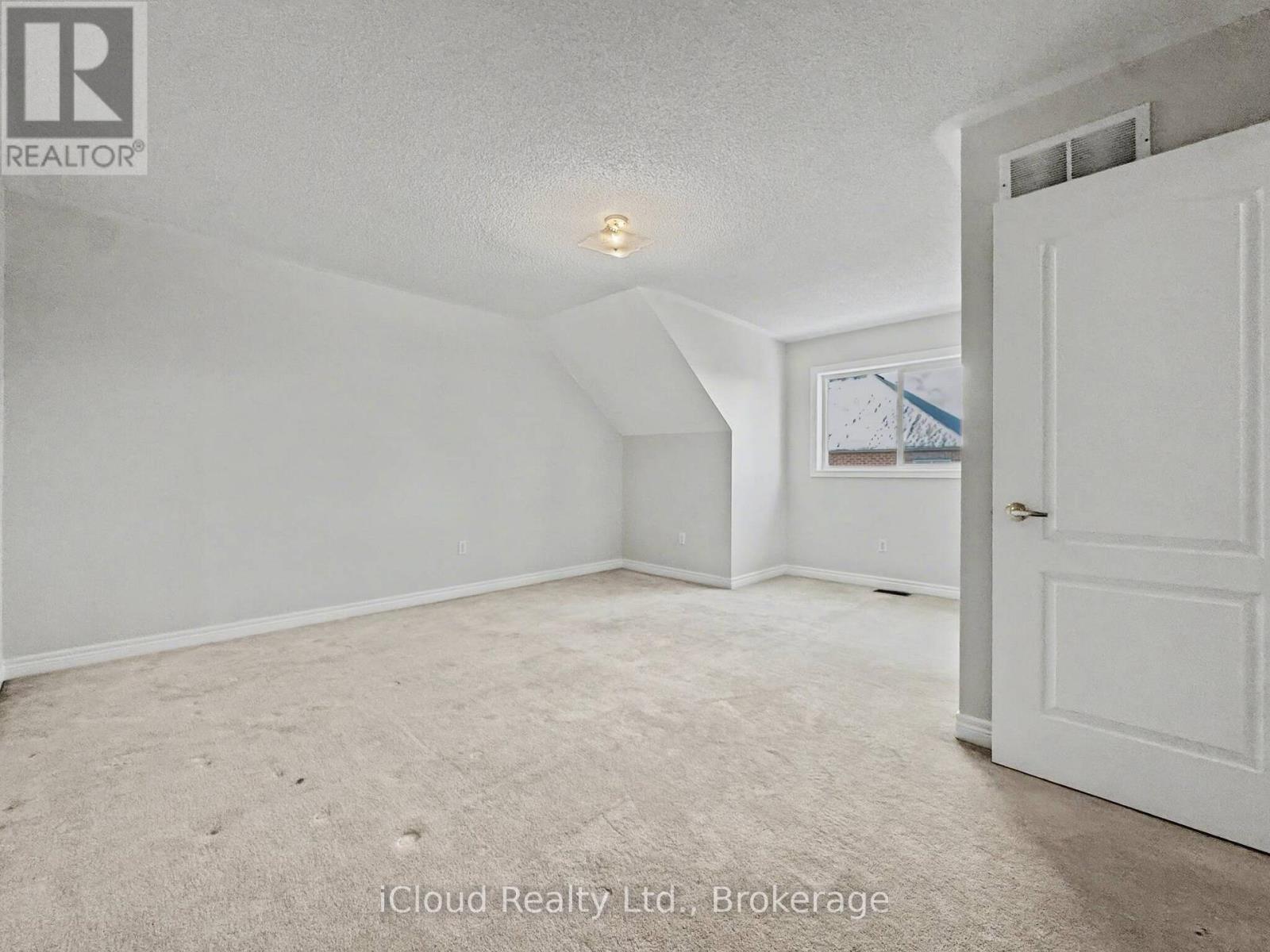 3849 Tacc Drive, Mississauga, Ontario  L5M 6N6 - Photo 24 - W12631890