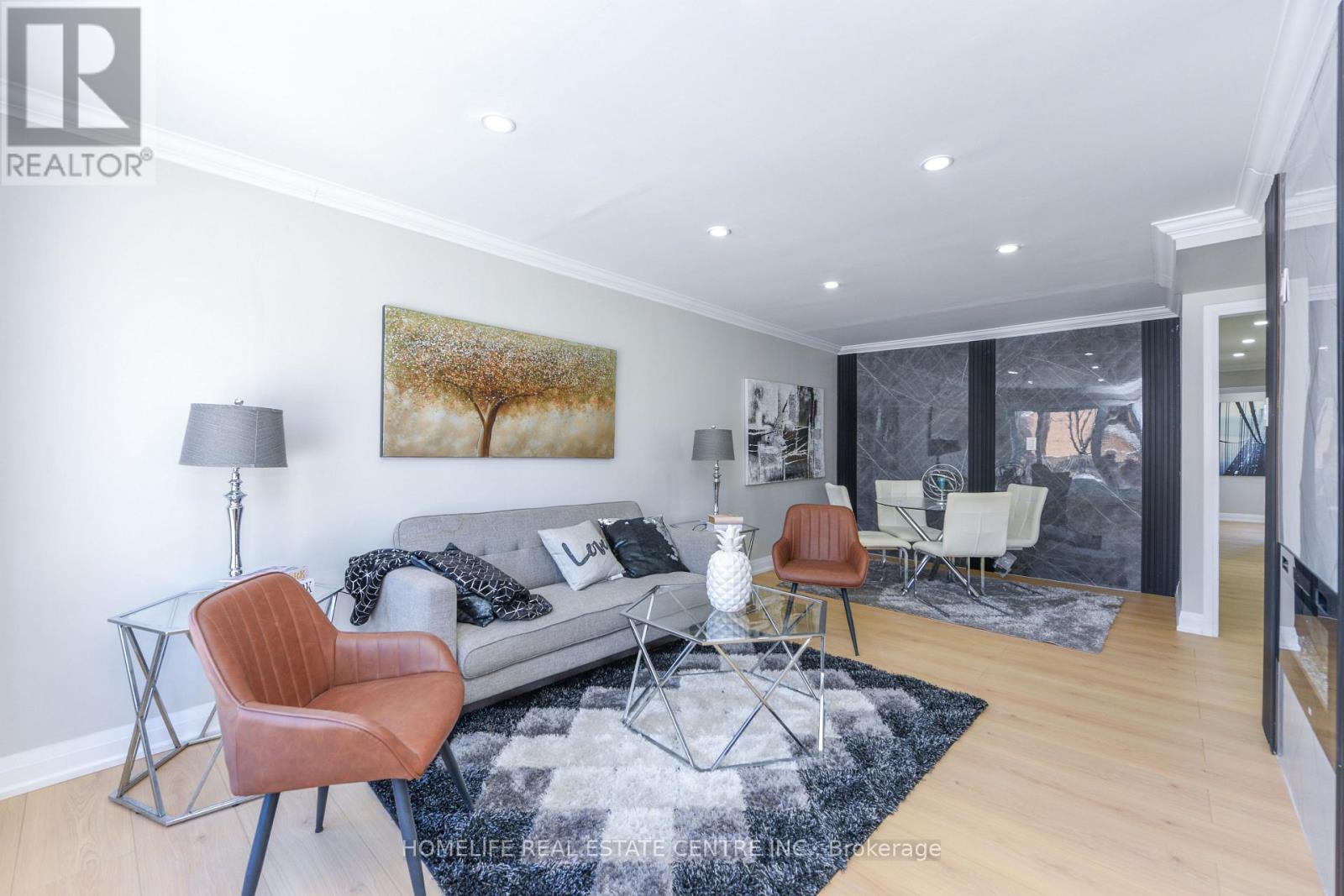 103 Salisbury Circle, Brampton, Ontario  L6V 2Z4 - Photo 13 - W12631894