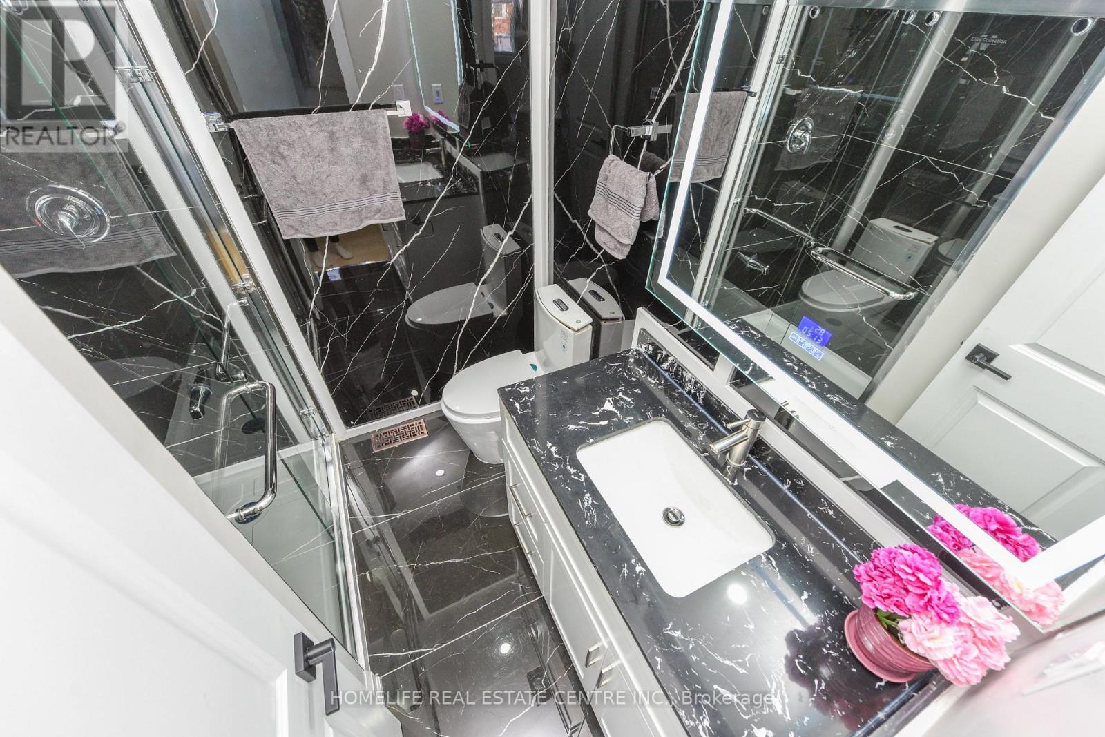 103 Salisbury Circle, Brampton, Ontario  L6V 2Z4 - Photo 22 - W12631894