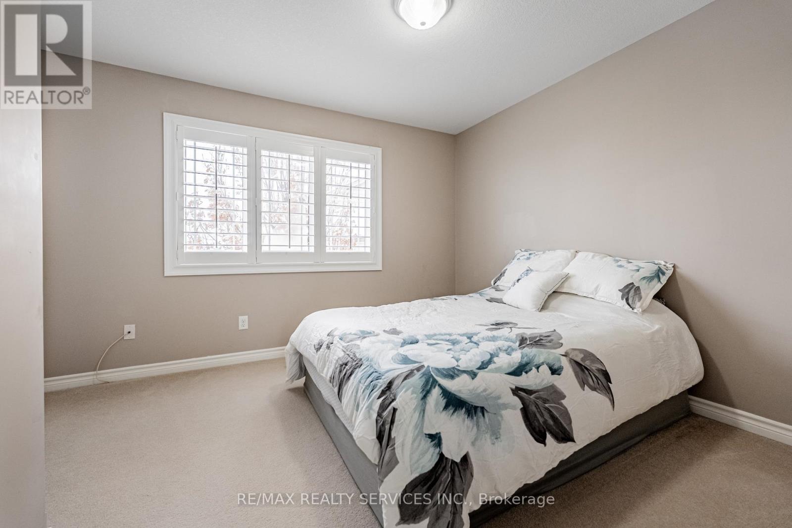 32 - 10 Foxglove Crescent, Kitchener, Ontario  N2E 0E1 - Photo 24 - X12631868