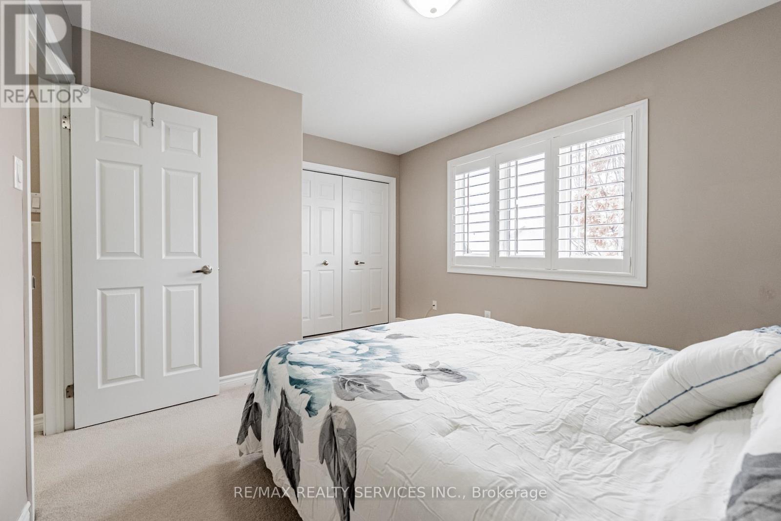 32 - 10 Foxglove Crescent, Kitchener, Ontario  N2E 0E1 - Photo 26 - X12631868