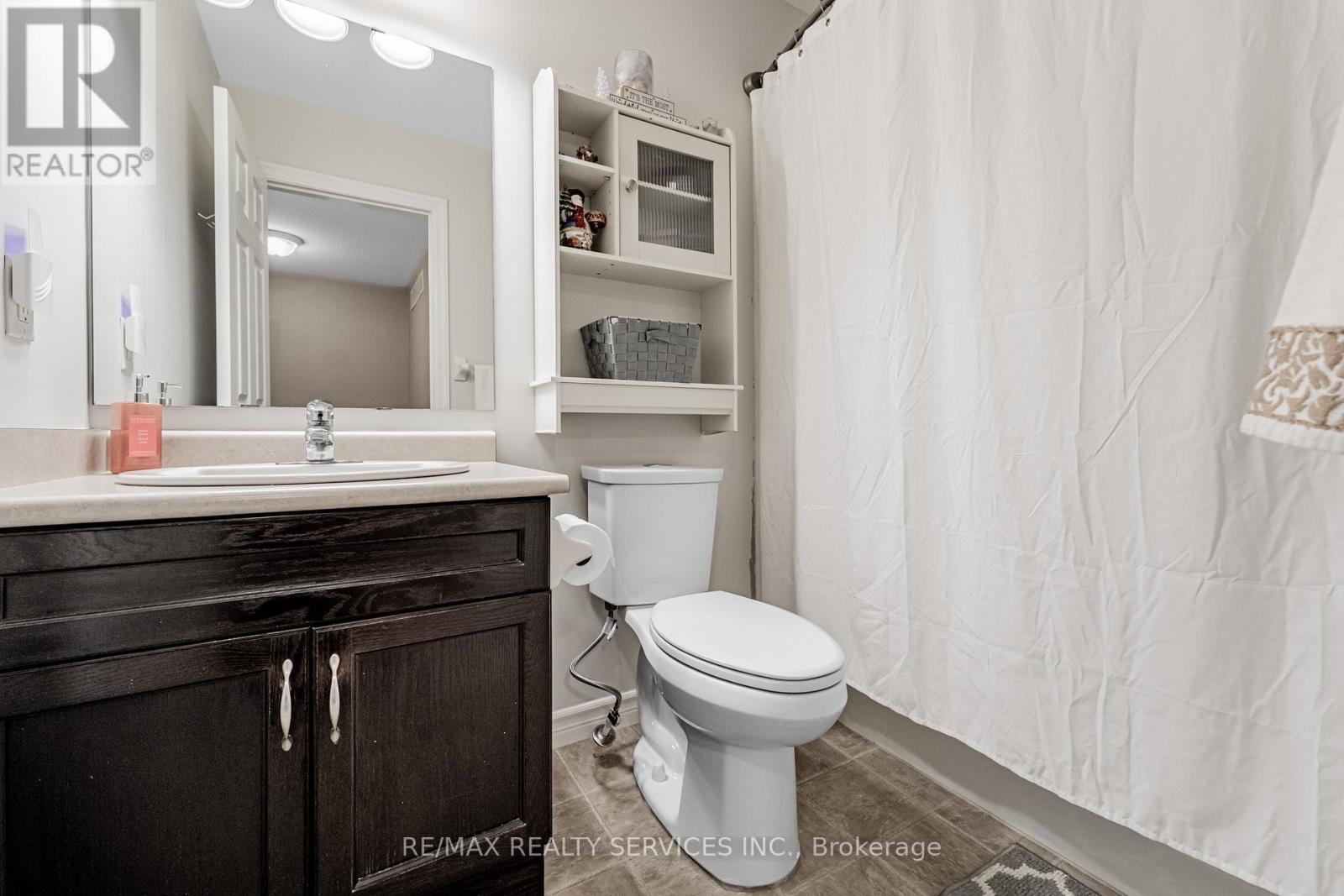 32 - 10 Foxglove Crescent, Kitchener, Ontario  N2E 0E1 - Photo 28 - X12631868