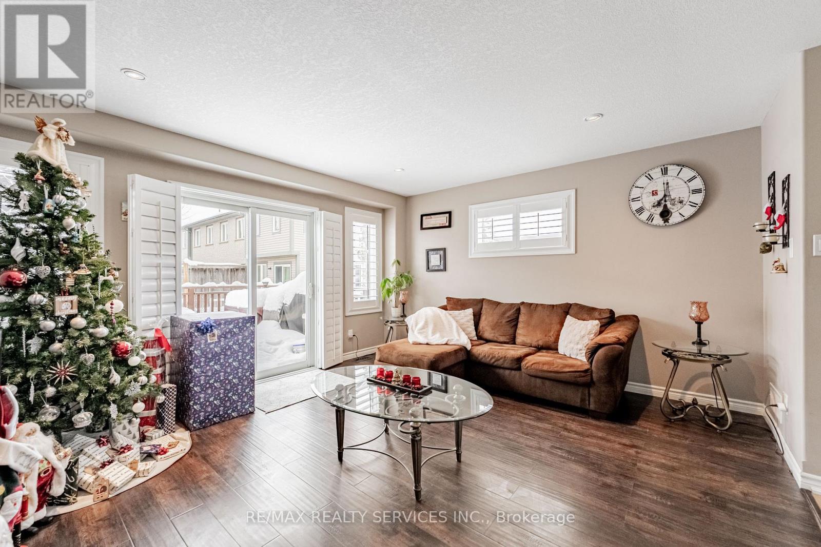 32 - 10 Foxglove Crescent, Kitchener, Ontario  N2E 0E1 - Photo 9 - X12631868