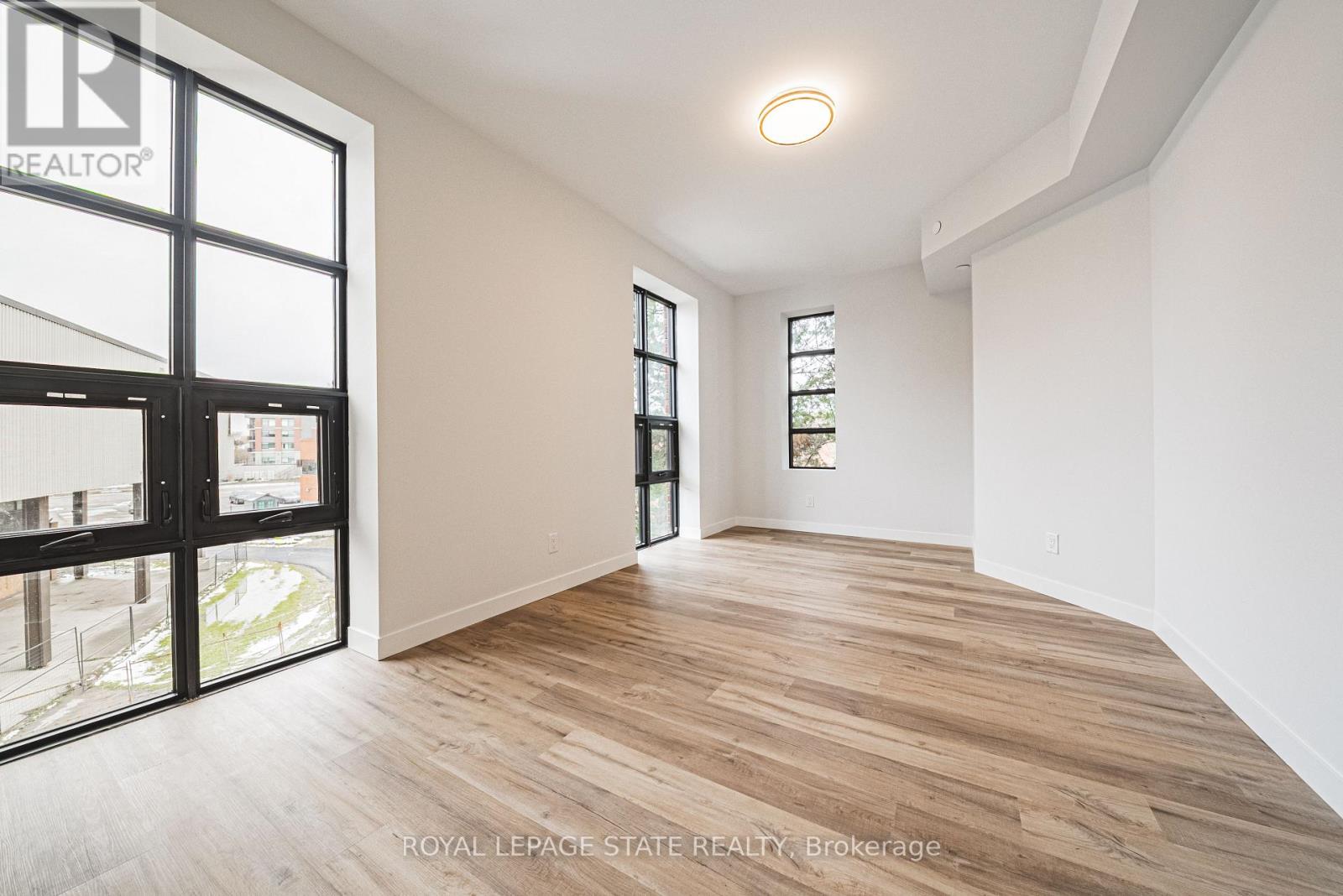 555 Sanitorium Road, Hamilton, Ontario  L9C 2B1 - Photo 7 - X12631898