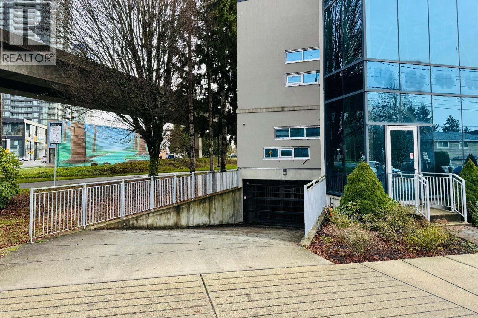 6838 Jubilee Avenue, Burnaby, British Columbia  V5J 4B3 - Photo 6 - C8074090